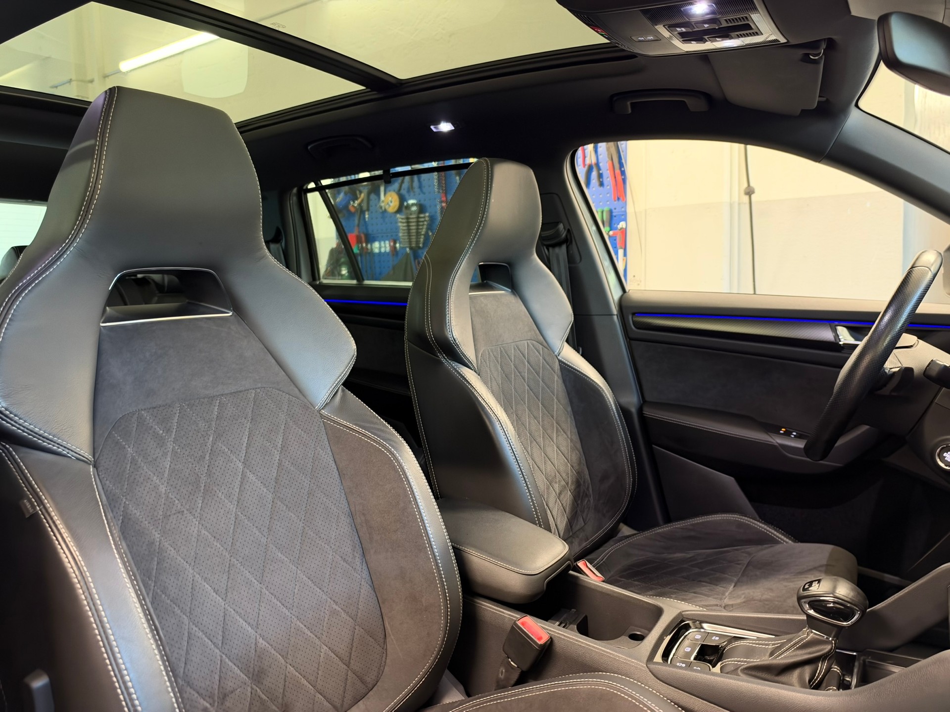 SKODA Kodiaq 2.0 TDI CR Sport Line 4x4 DSG-image-10