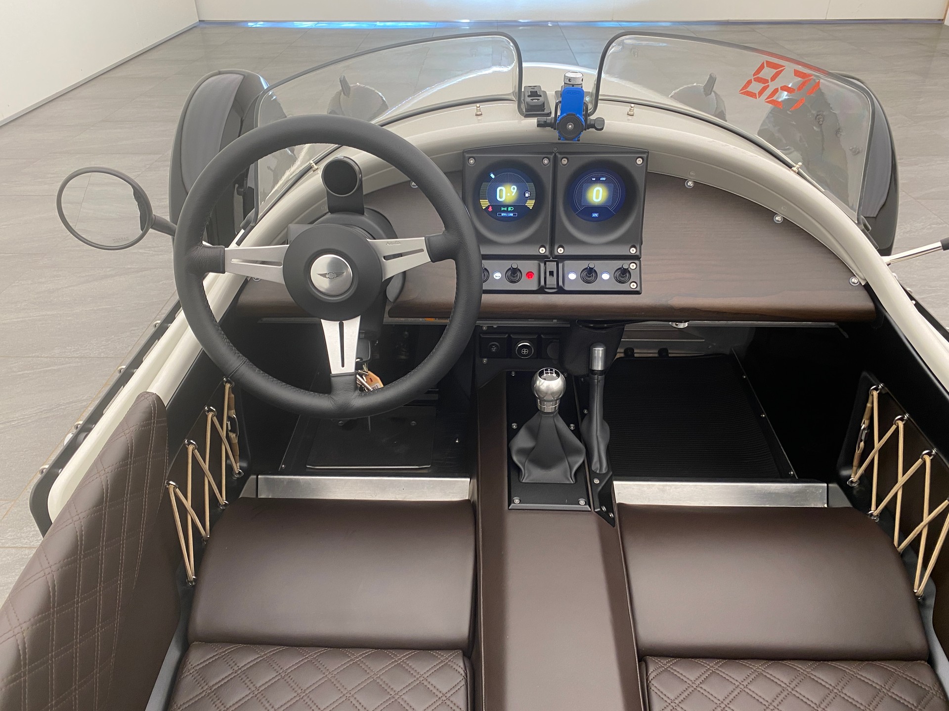 MORGAN Super 3-image-7