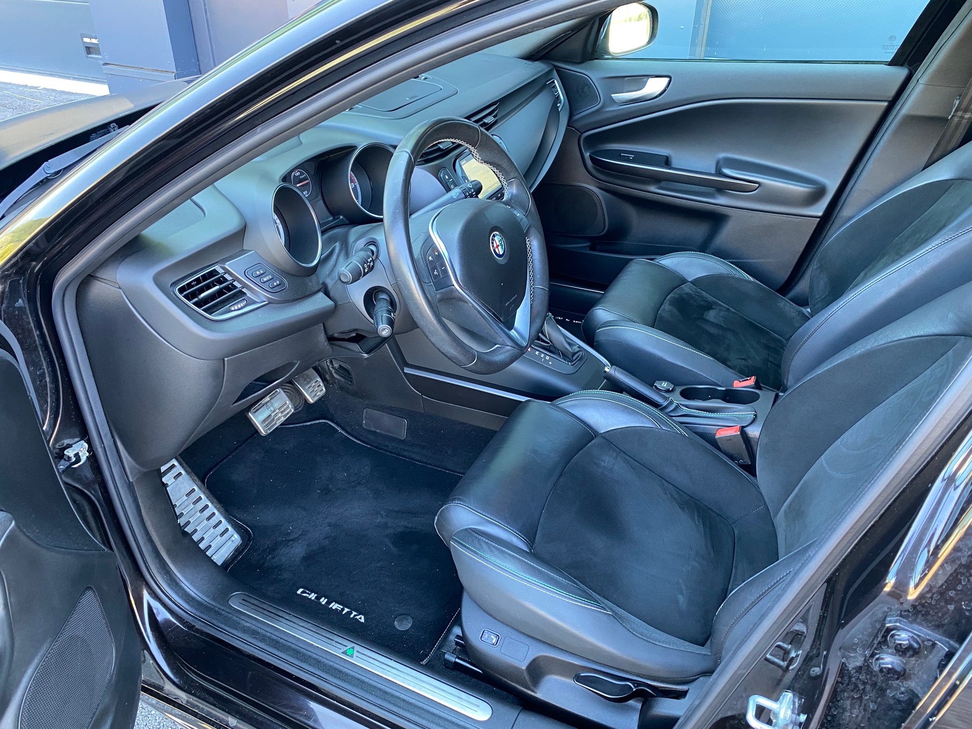 ALFA ROMEO Giulietta 1750 TBi Quadrifoglio TCT 241cv-image-13