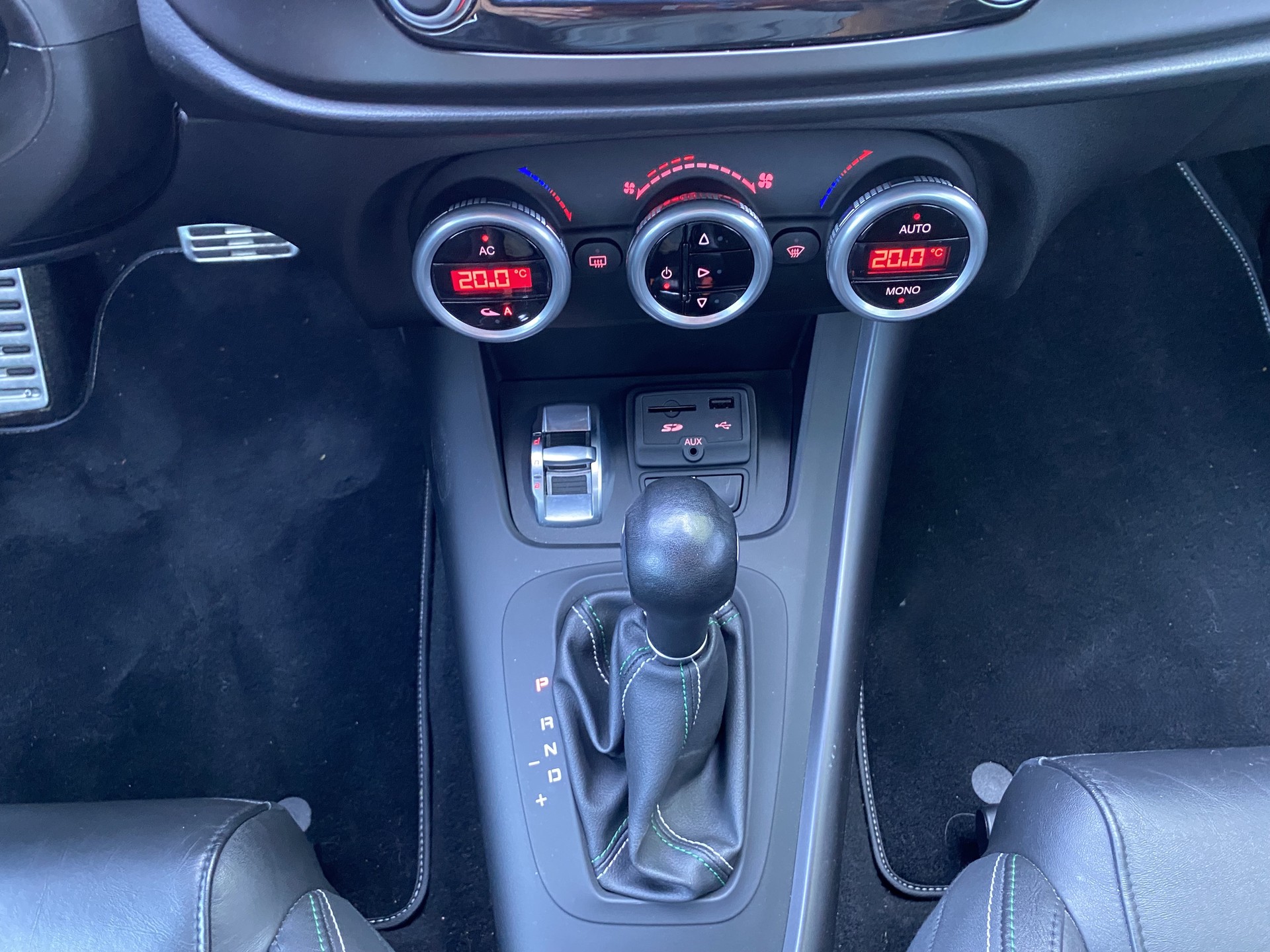 ALFA ROMEO Giulietta 1750 TBi Quadrifoglio TCT 241cv-image-23