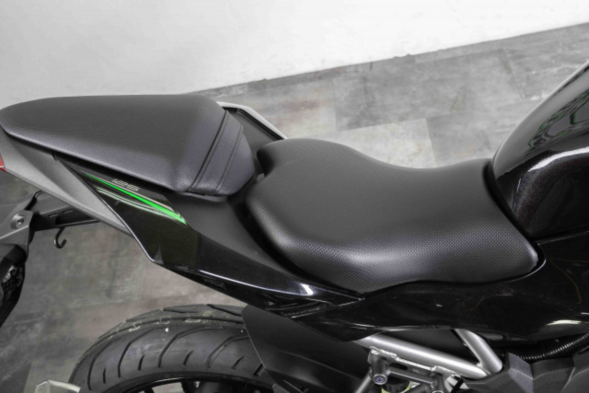 KAWASAKI Z 125-image-4