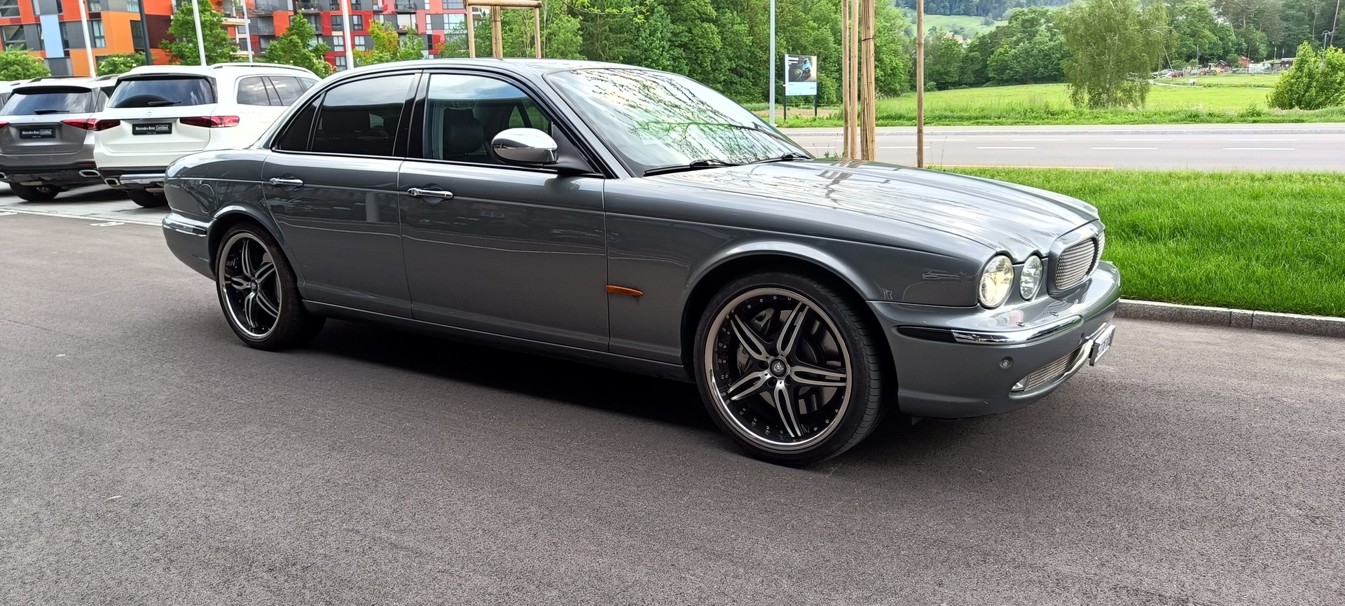 JAGUAR XJR 4.2 V8 S/C