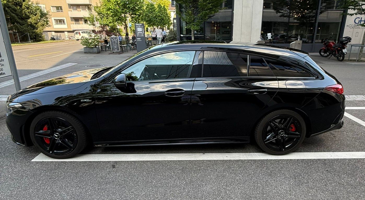 MERCEDES-BENZ CLA Shooting Brake 35 AMG 4Matic 7G-DCT-image-1