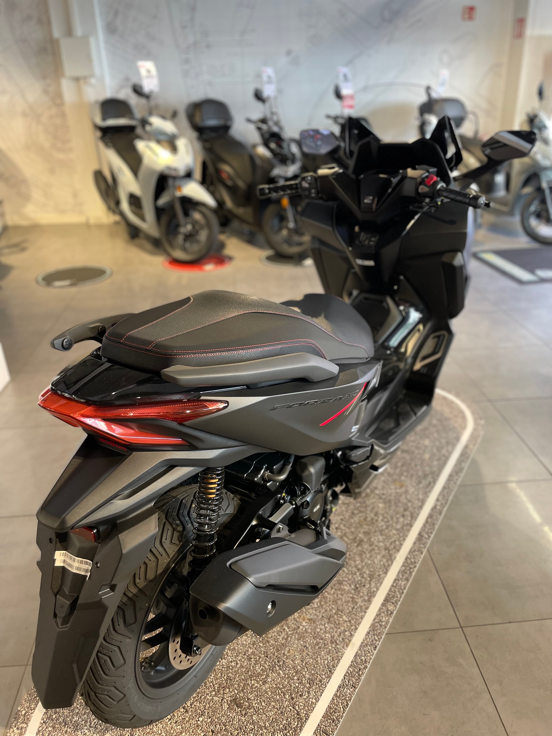 HONDA Nss 125 Forza Special Edition-image-2