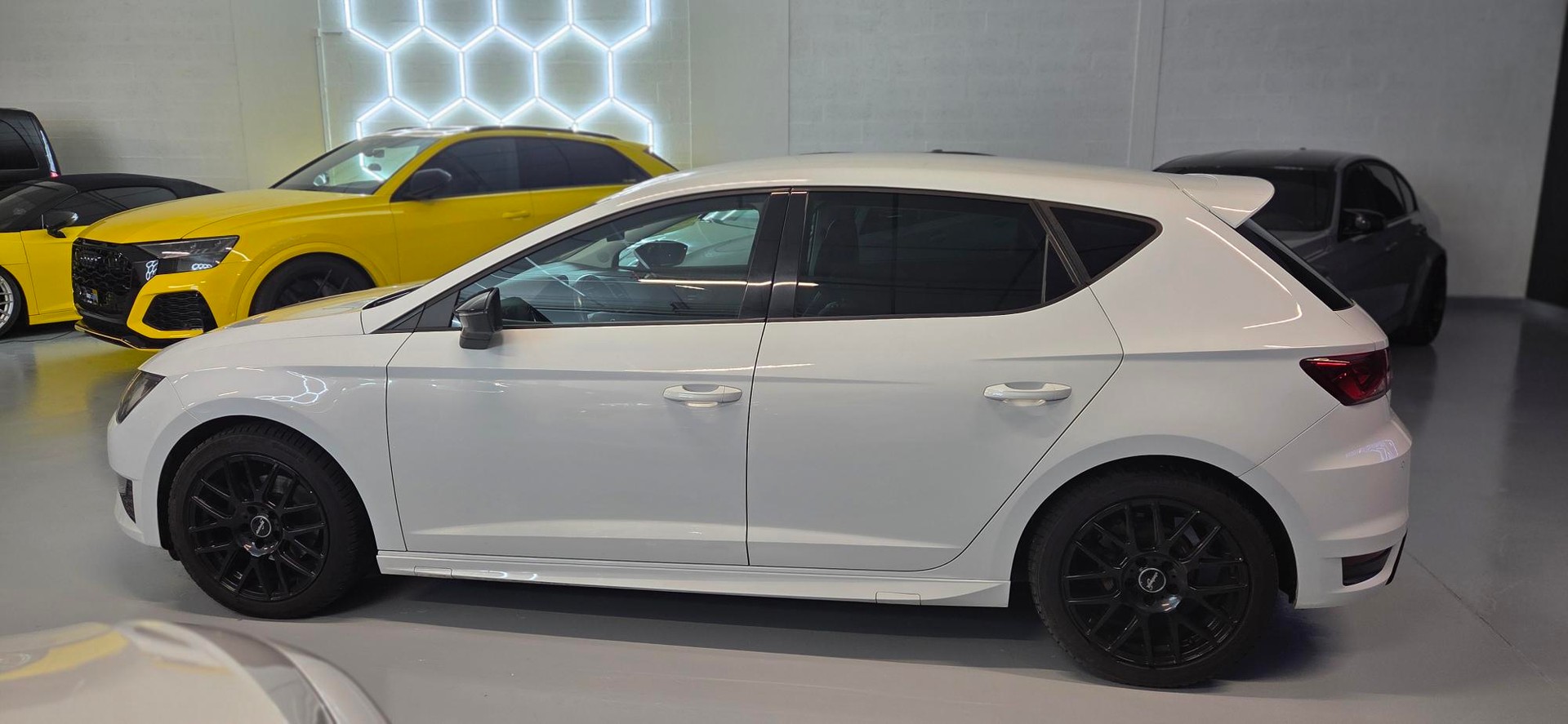 SEAT Leon 1.4 TSI Swiss FR-Evolution DSG-image-1