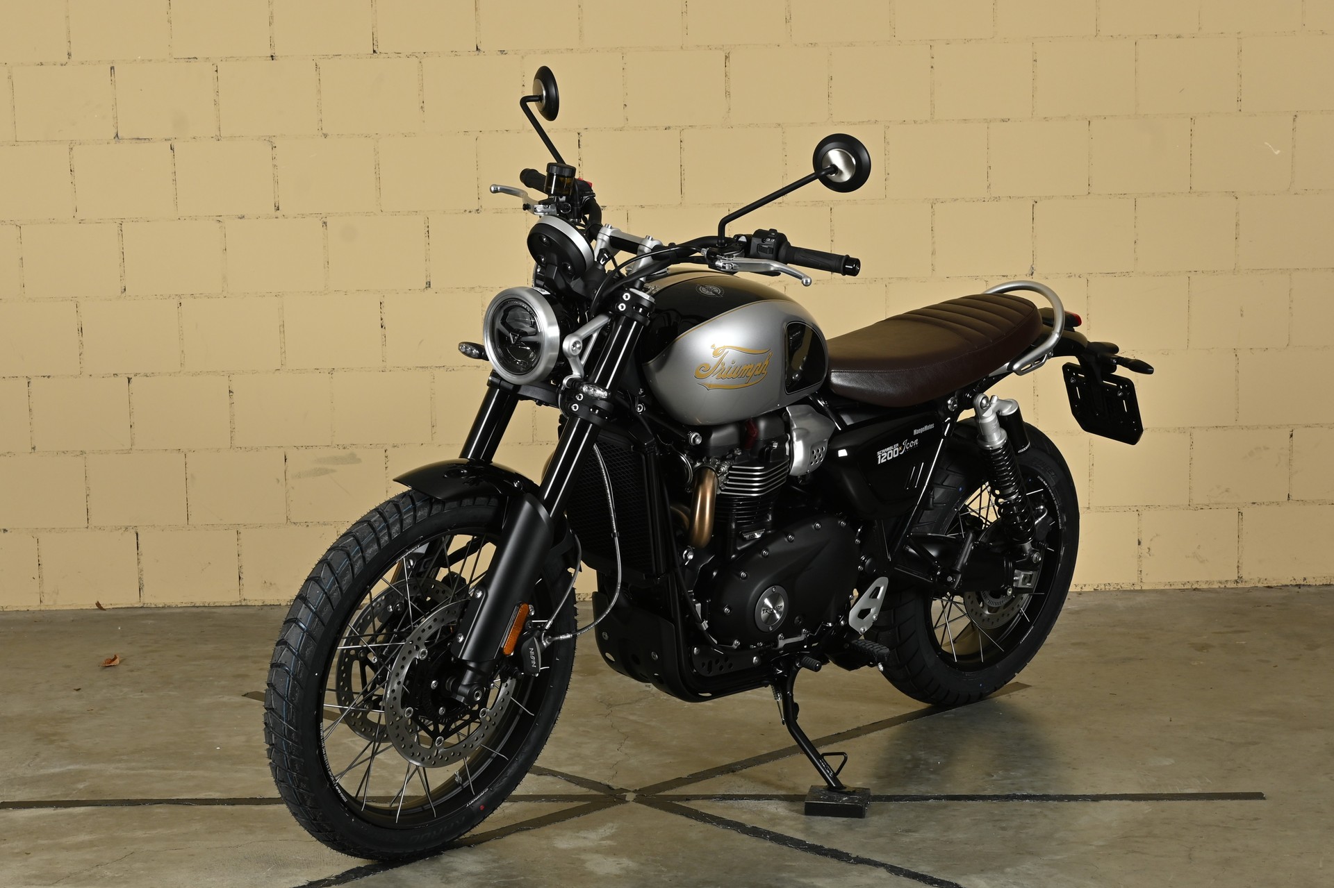 TRIUMPH Scrambler 1200 X-image-3