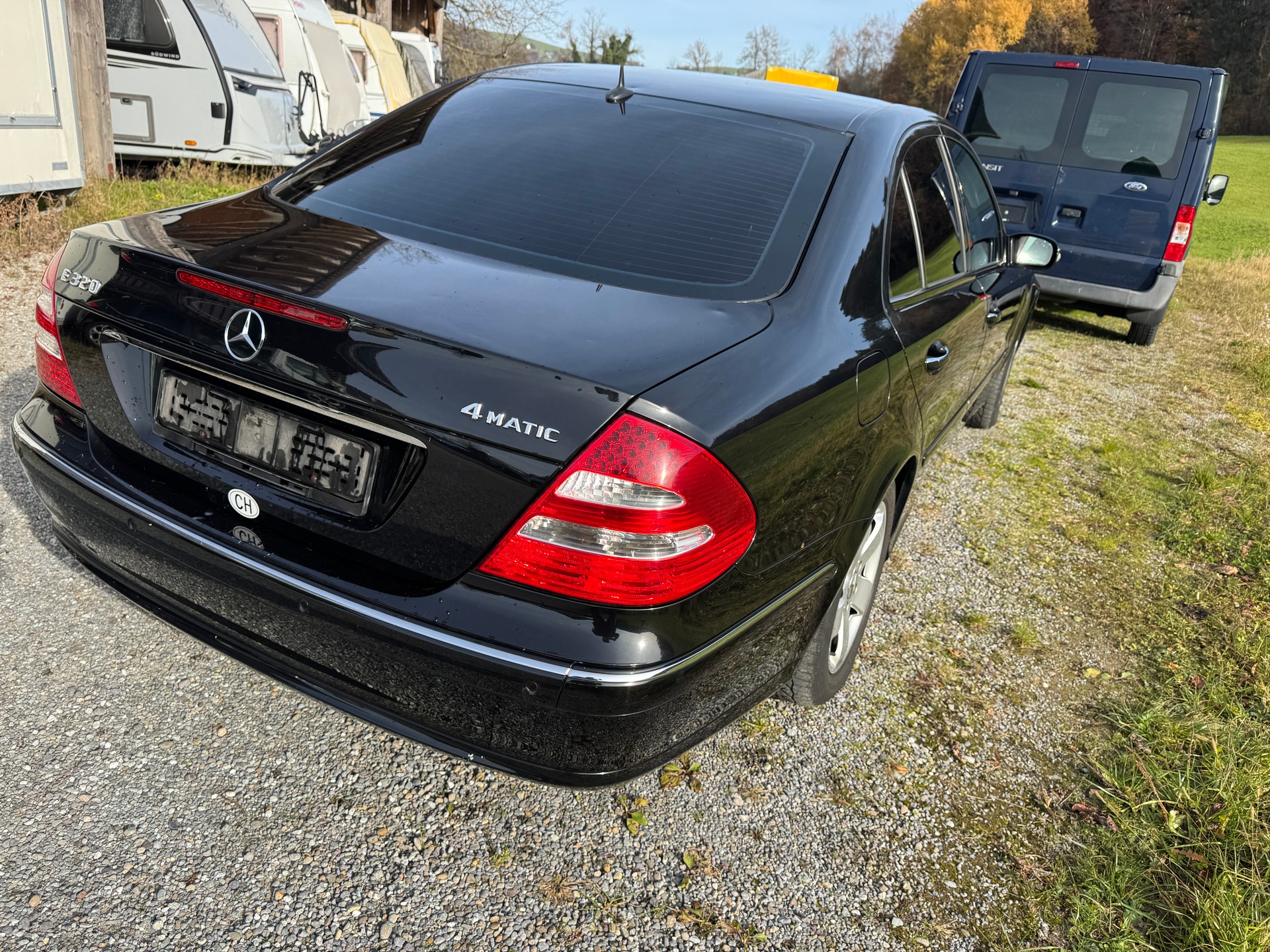 MERCEDES-BENZ E 320 Avantgarde 4Matic Automatic-image-5