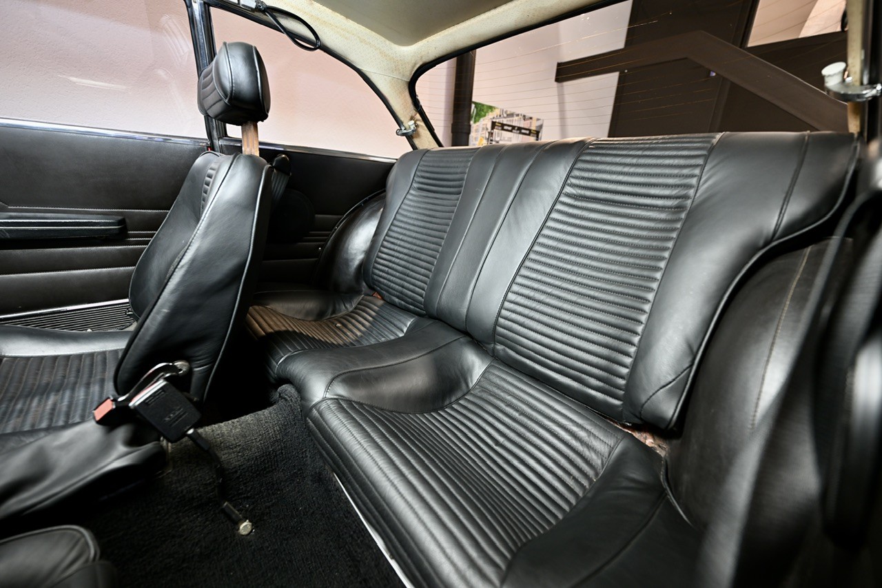 ALFA ROMEO GTV 2000-image-8