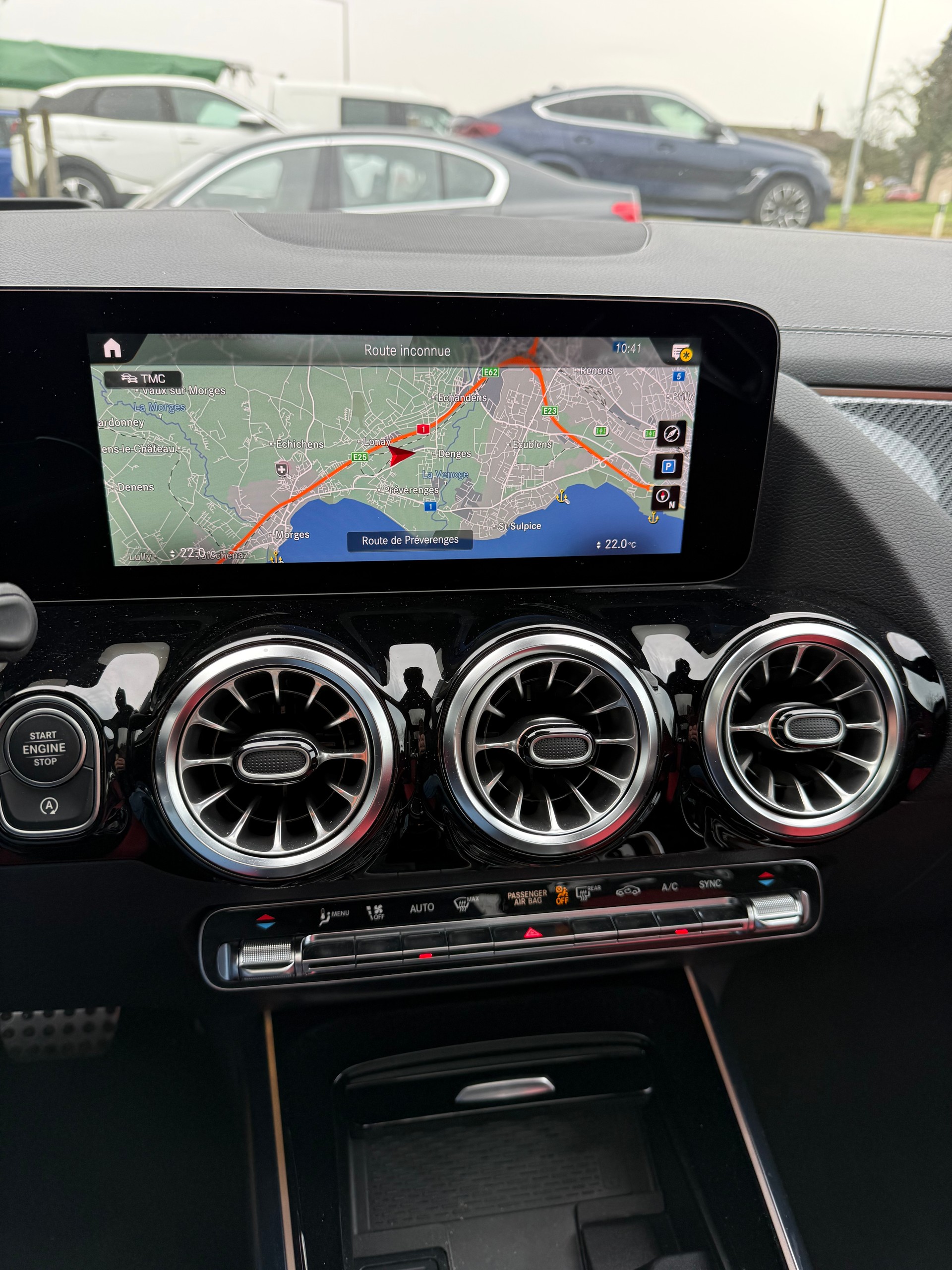 MERCEDES-BENZ GLA 45 S AMG 4Matic+ 8G-Speedshift DCT-image-12