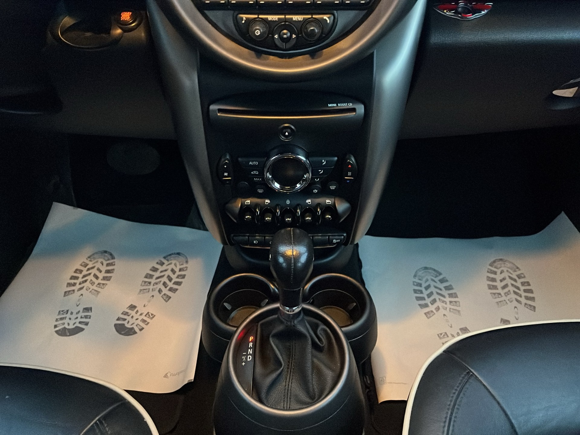 MINI Countryman Cooper D ALL4 Steptronic-image-11