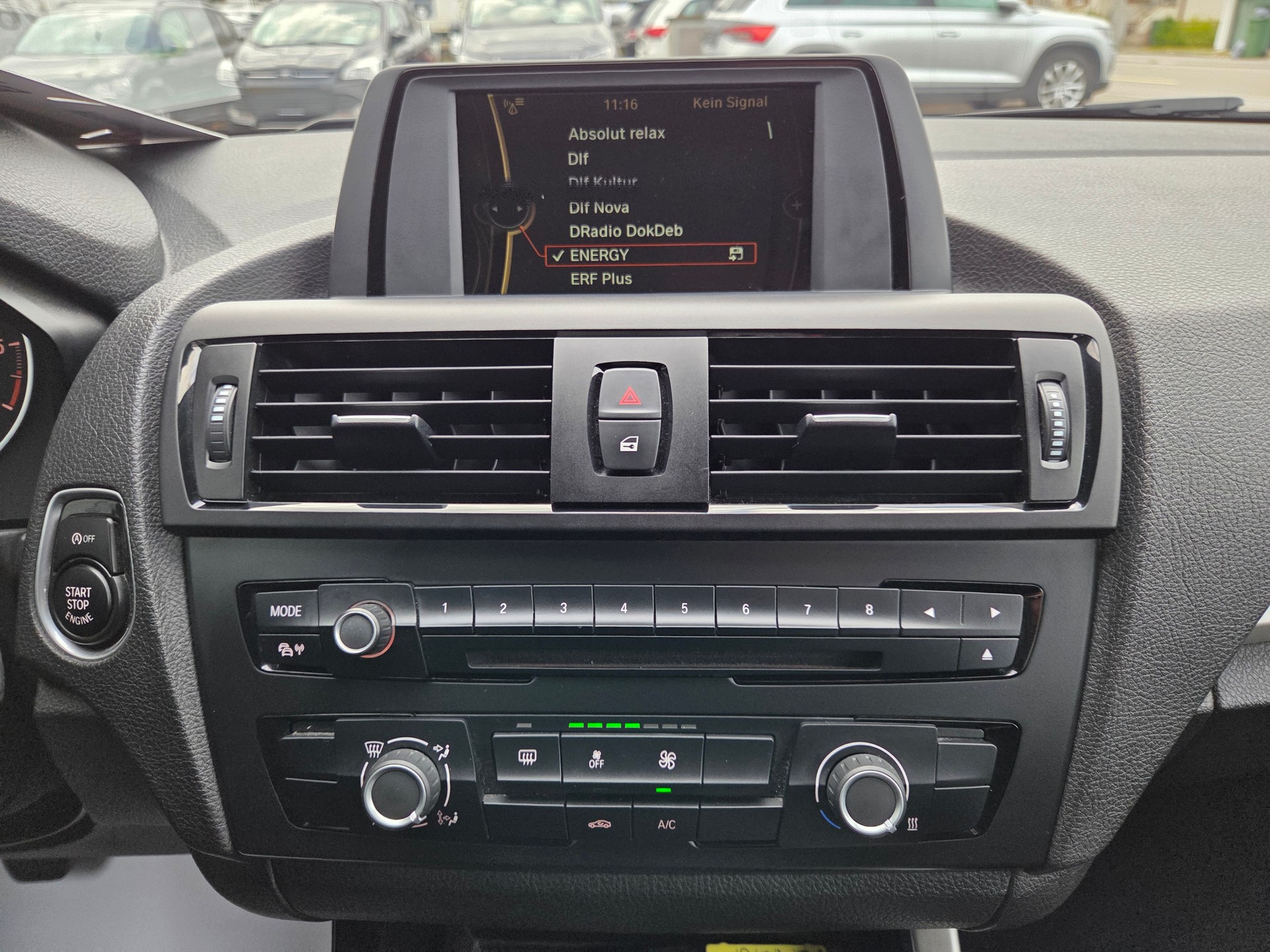 BMW 114d Business-image-15