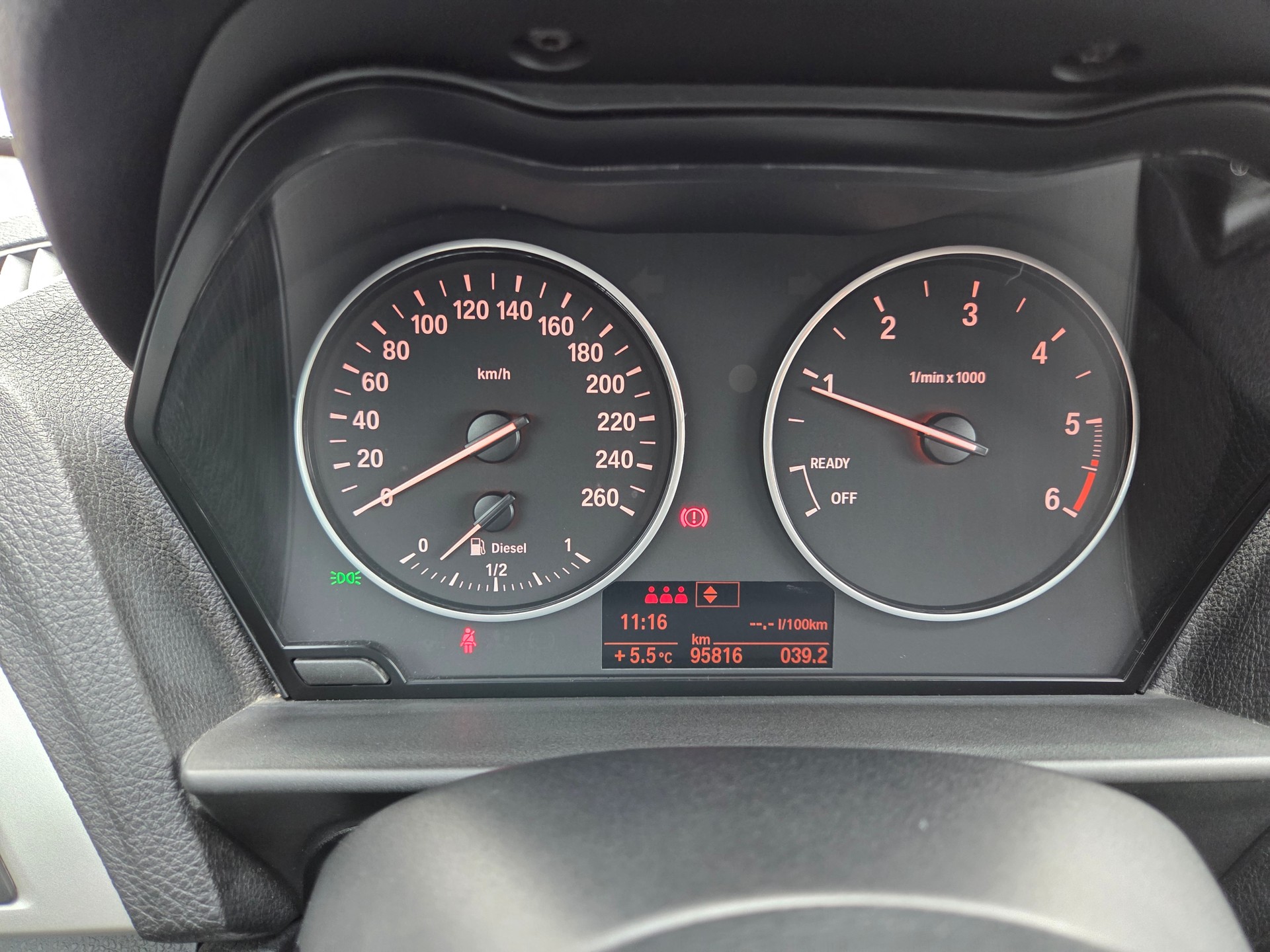 BMW 114d Business-image-14