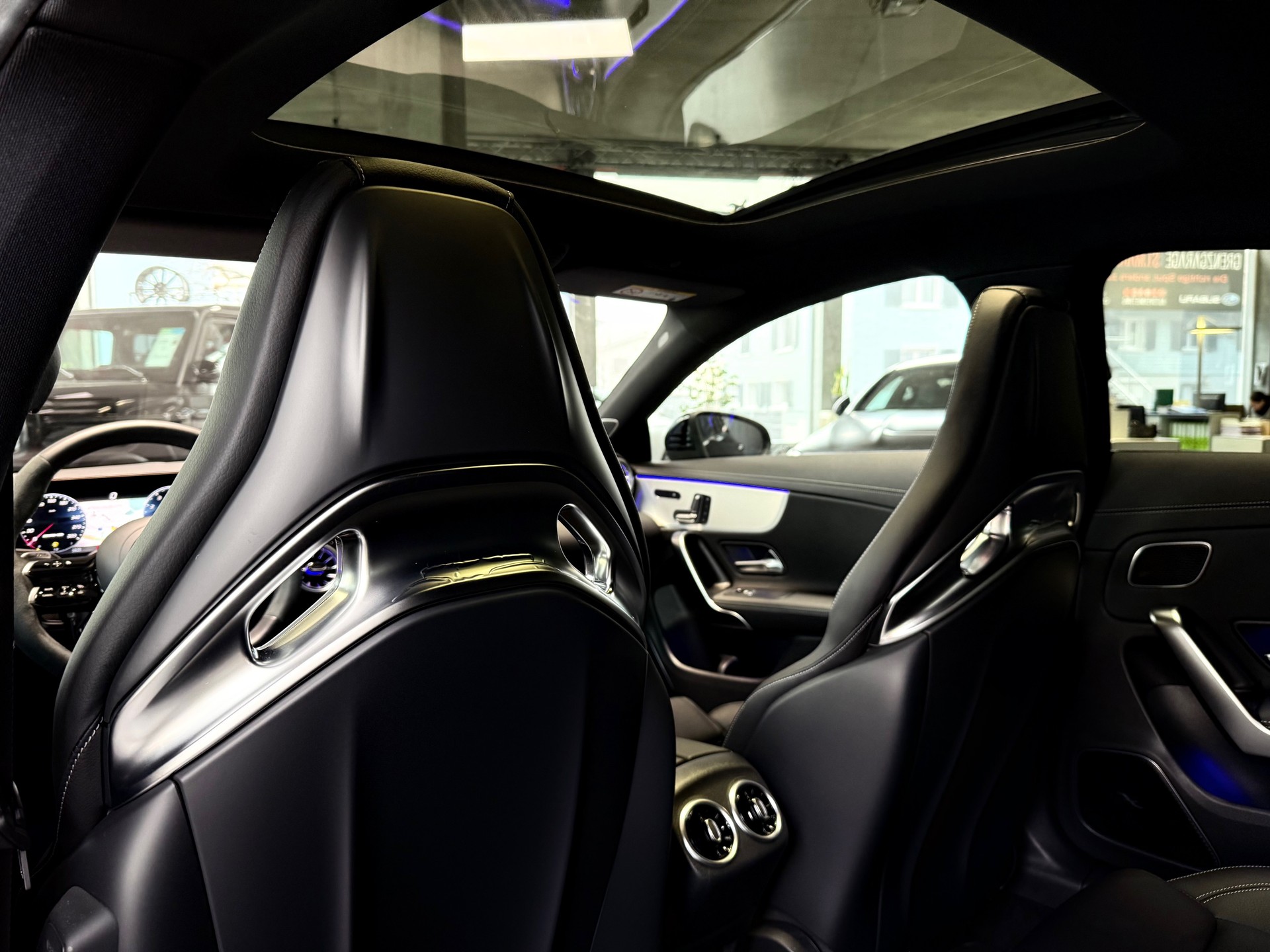 MERCEDES-BENZ CLA 45 S AMG 4Matic+ 8G-DCT-image-16