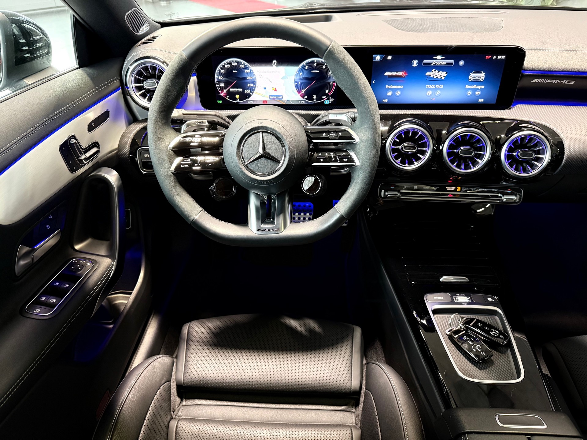 MERCEDES-BENZ CLA 45 S AMG 4Matic+ 8G-DCT-image-17