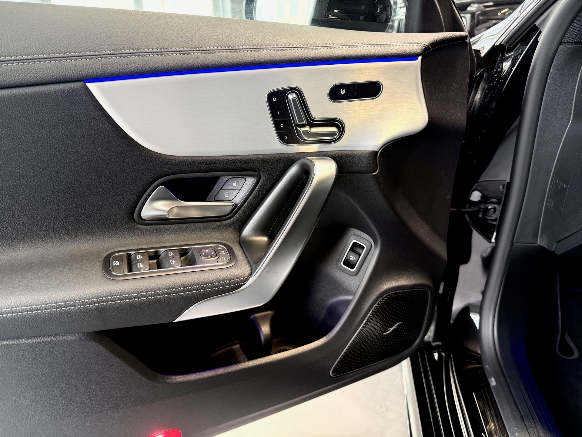 MERCEDES-BENZ CLA 45 S AMG 4Matic+ 8G-DCT-image-10