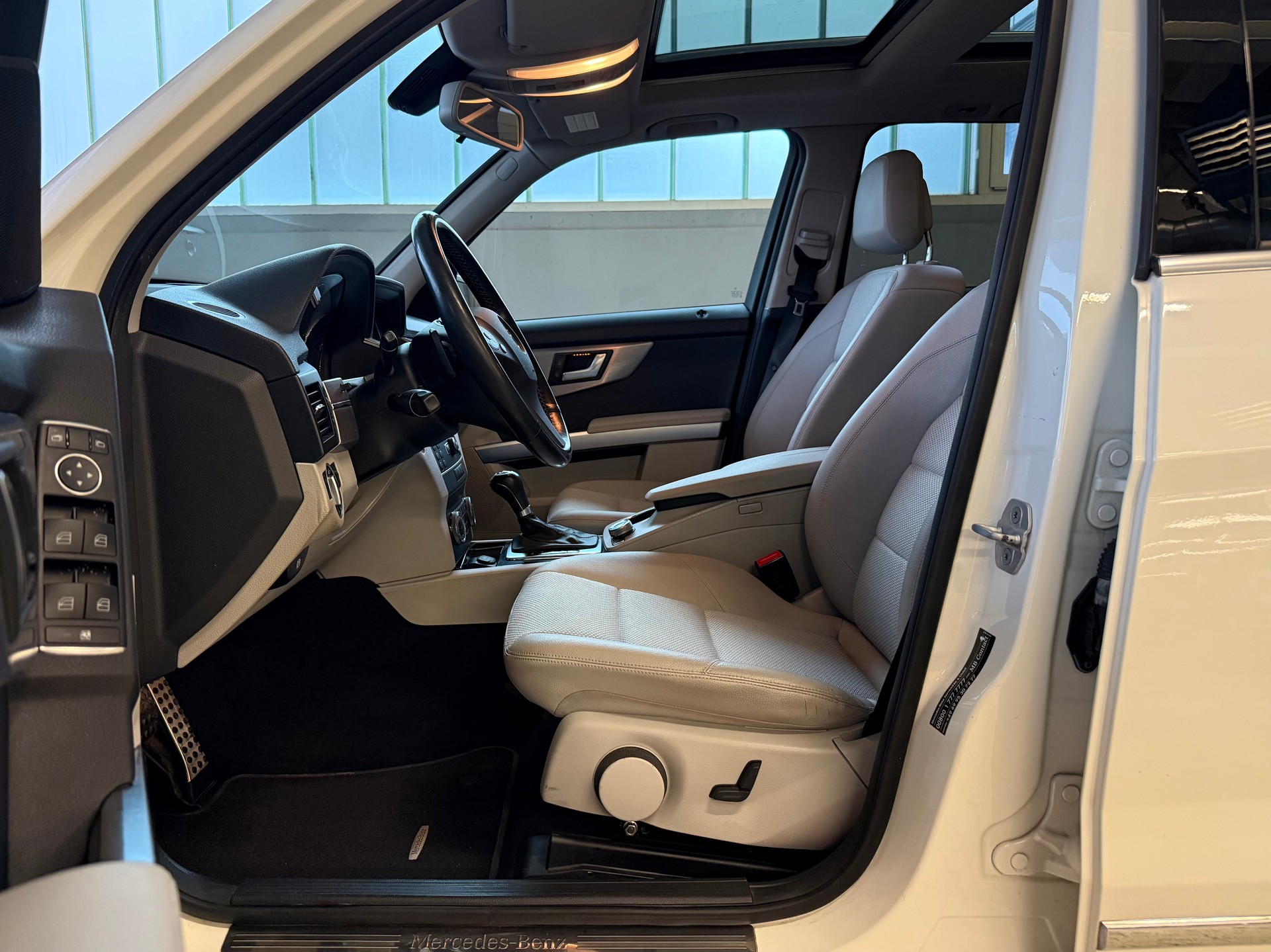 MERCEDES-BENZ GLK 220 CDI BlueEfficiency 4Matic 7G-Tronic-image-9
