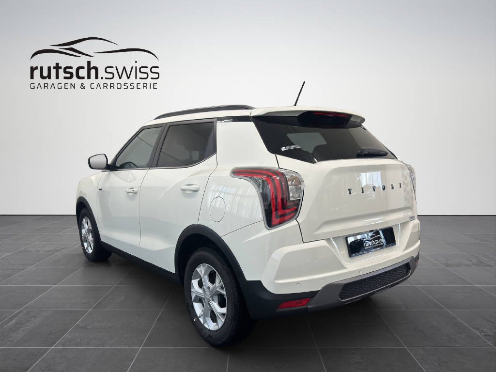 KGM-SsangYong Tivoli 1.5 T-Gdi Bronze 4WD-image-3
