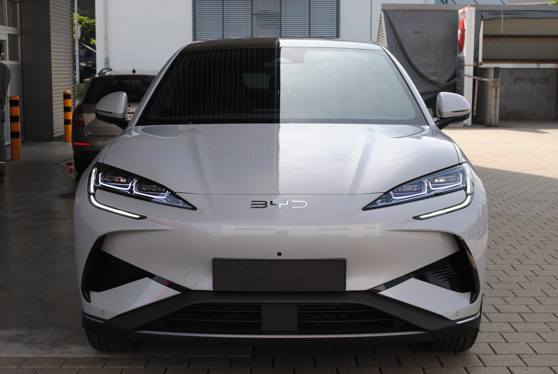 BYD Sealion 7 91,3 kWh Excellence AWD-showroom-element-2