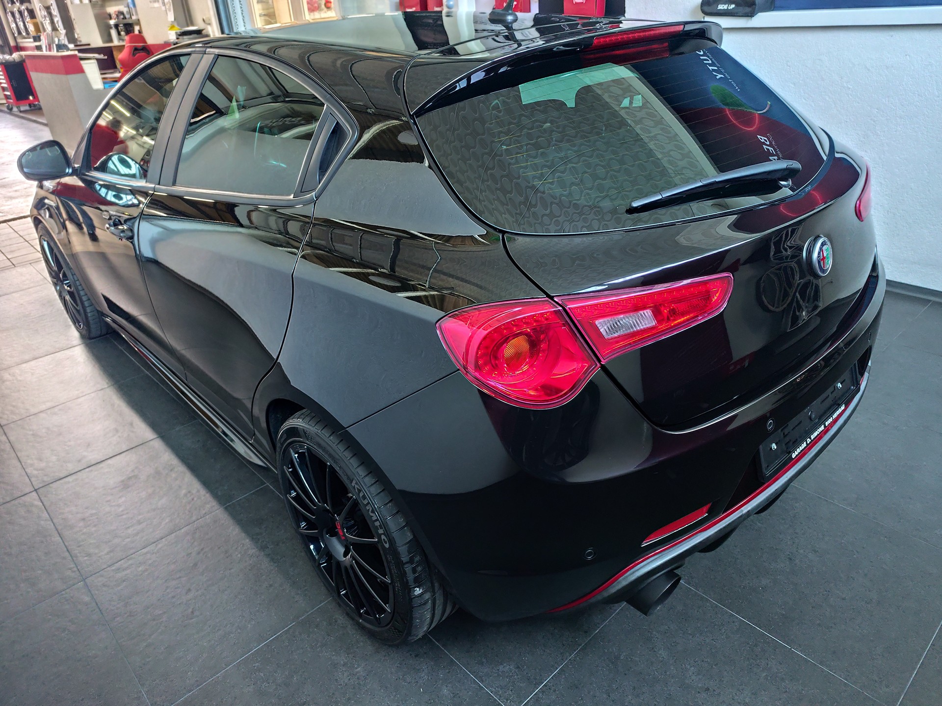 ALFA ROMEO Giulietta 1750 TBi Veloce TCT-image-3