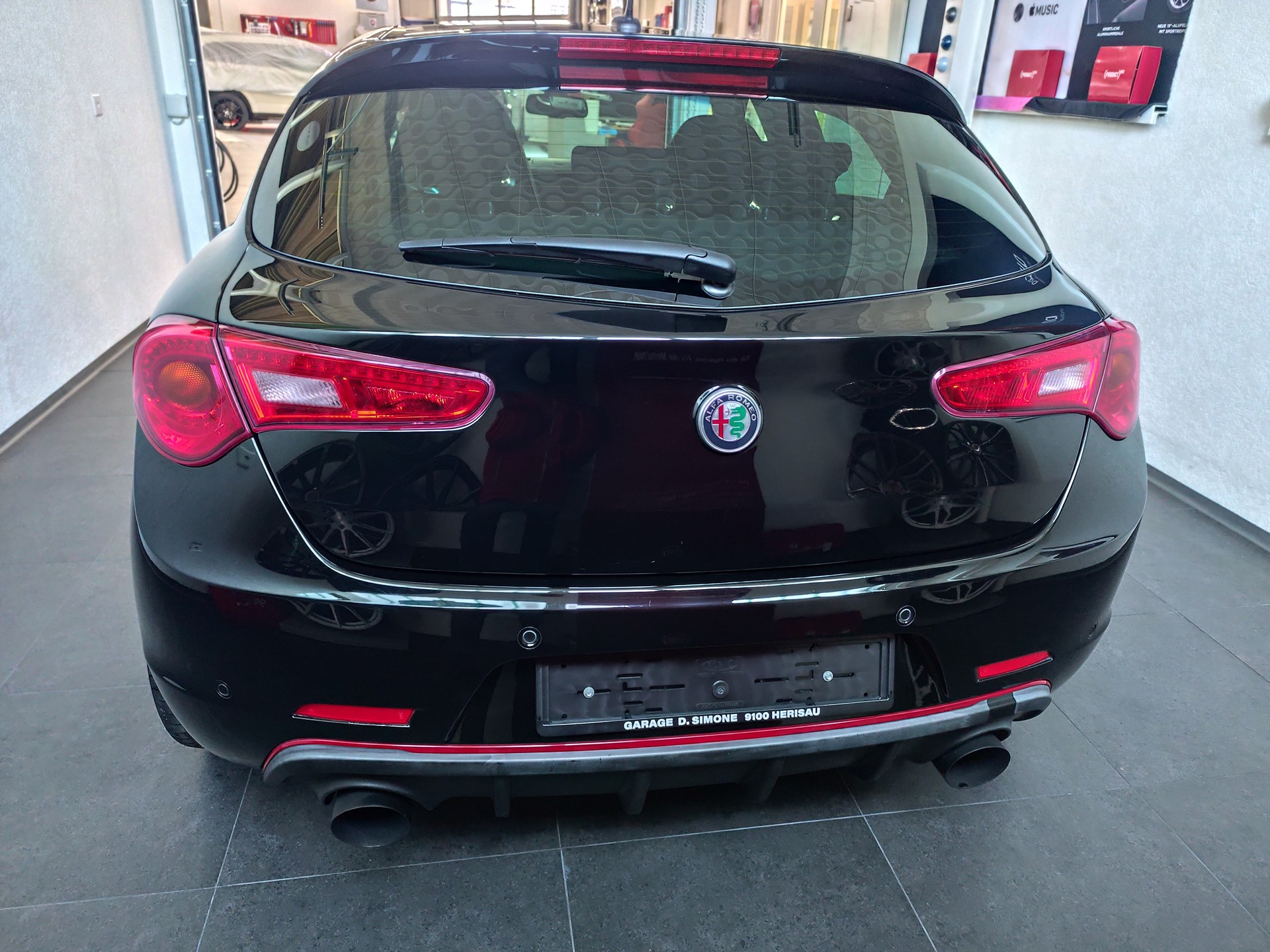 ALFA ROMEO Giulietta 1750 TBi Veloce TCT-image-2