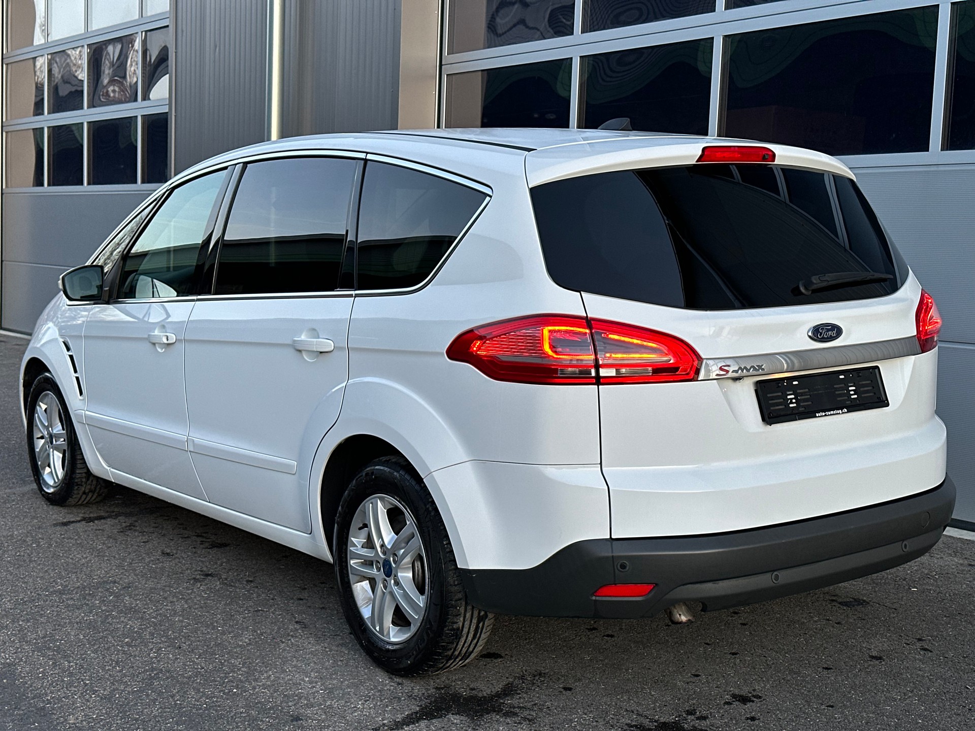 FORD S-Max 2.0 TDCi Titanium PowerShift-image-1