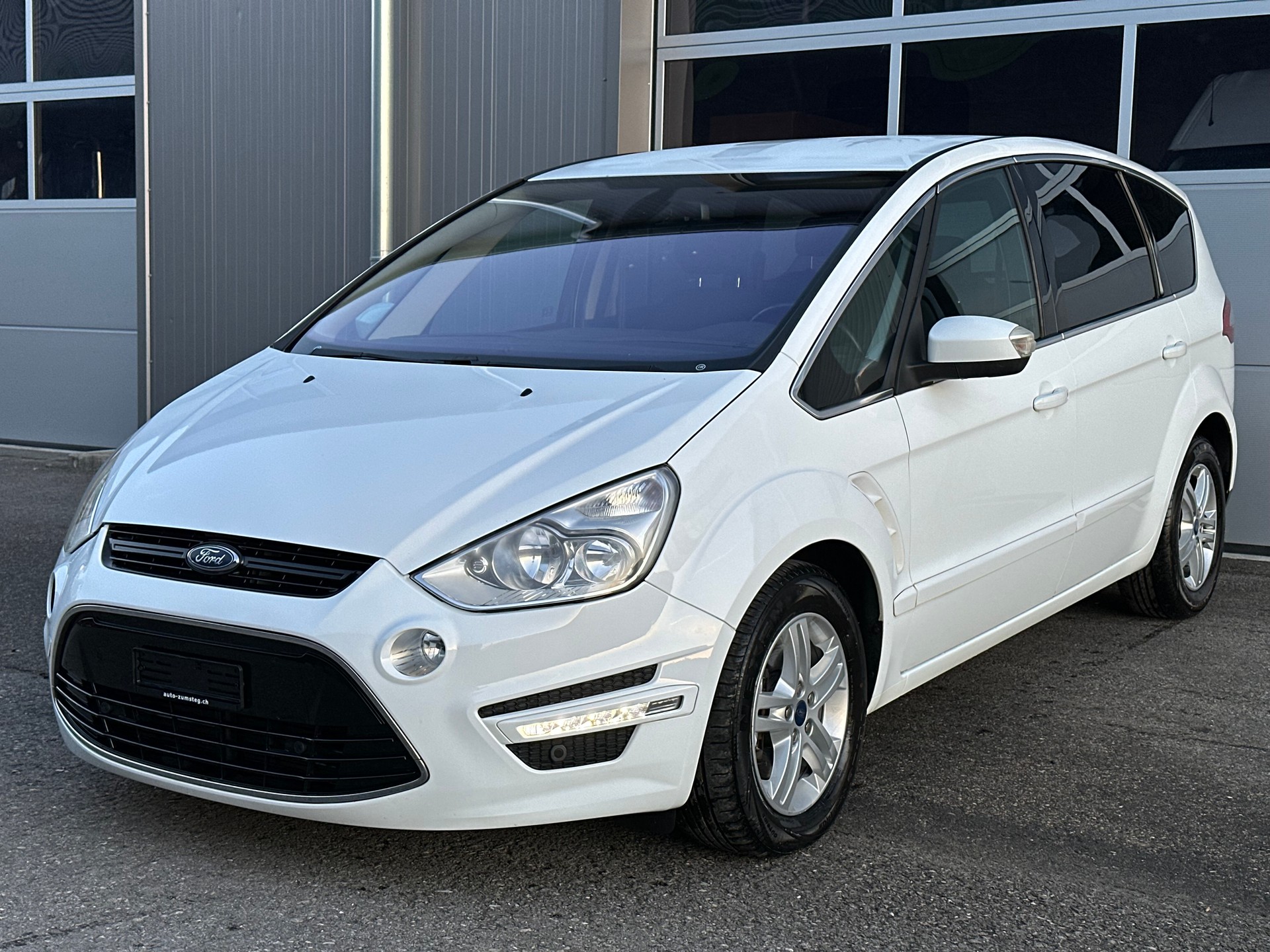 FORD S-Max 2.0 TDCi Titanium PowerShift