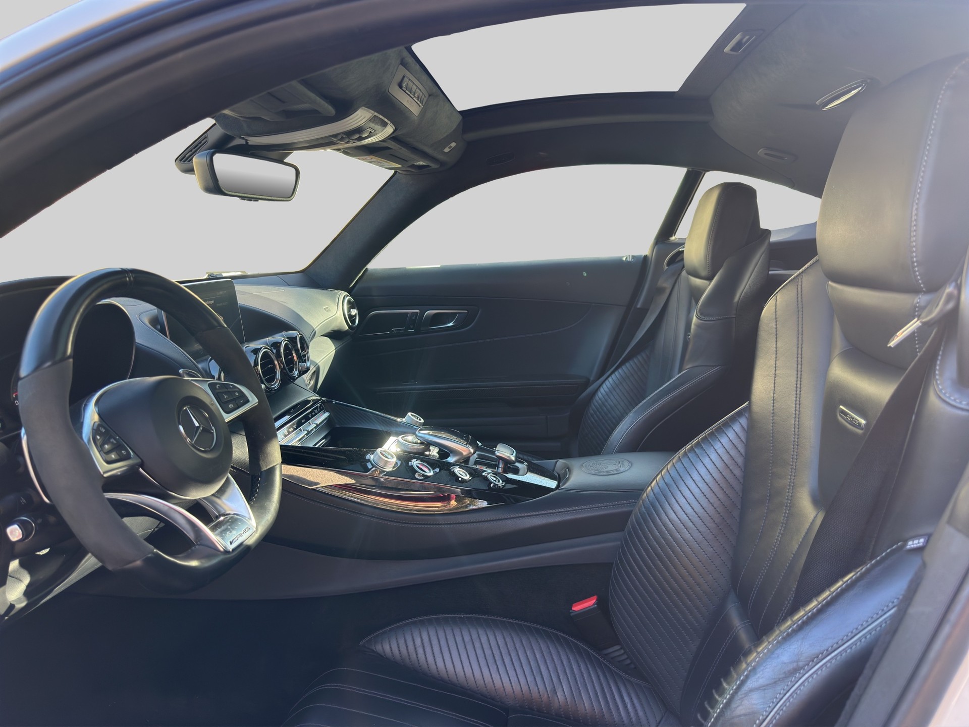 MERCEDES-BENZ AMG GT S Speedshift DCT-image-8