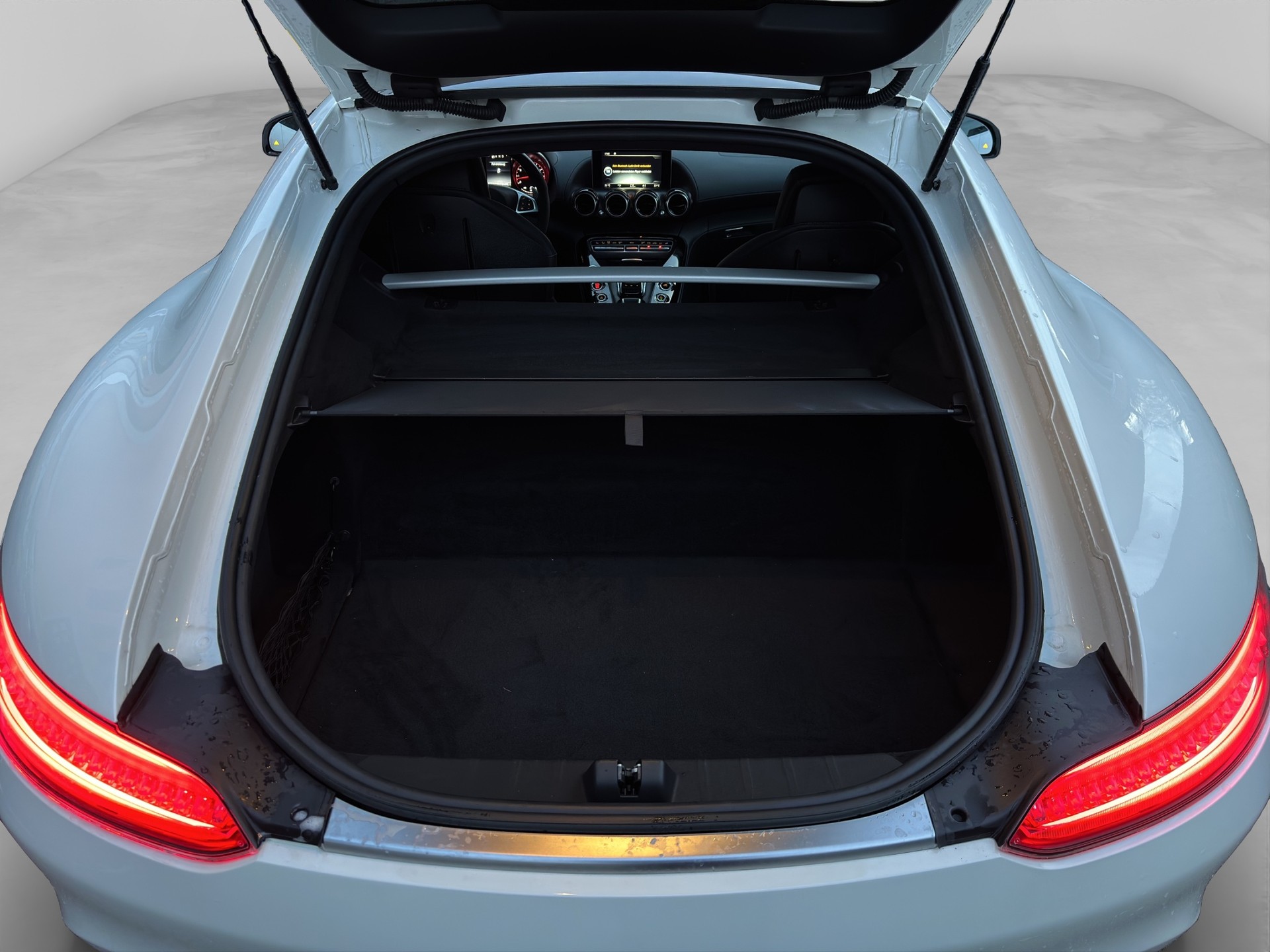 MERCEDES-BENZ AMG GT S Speedshift DCT-image-14
