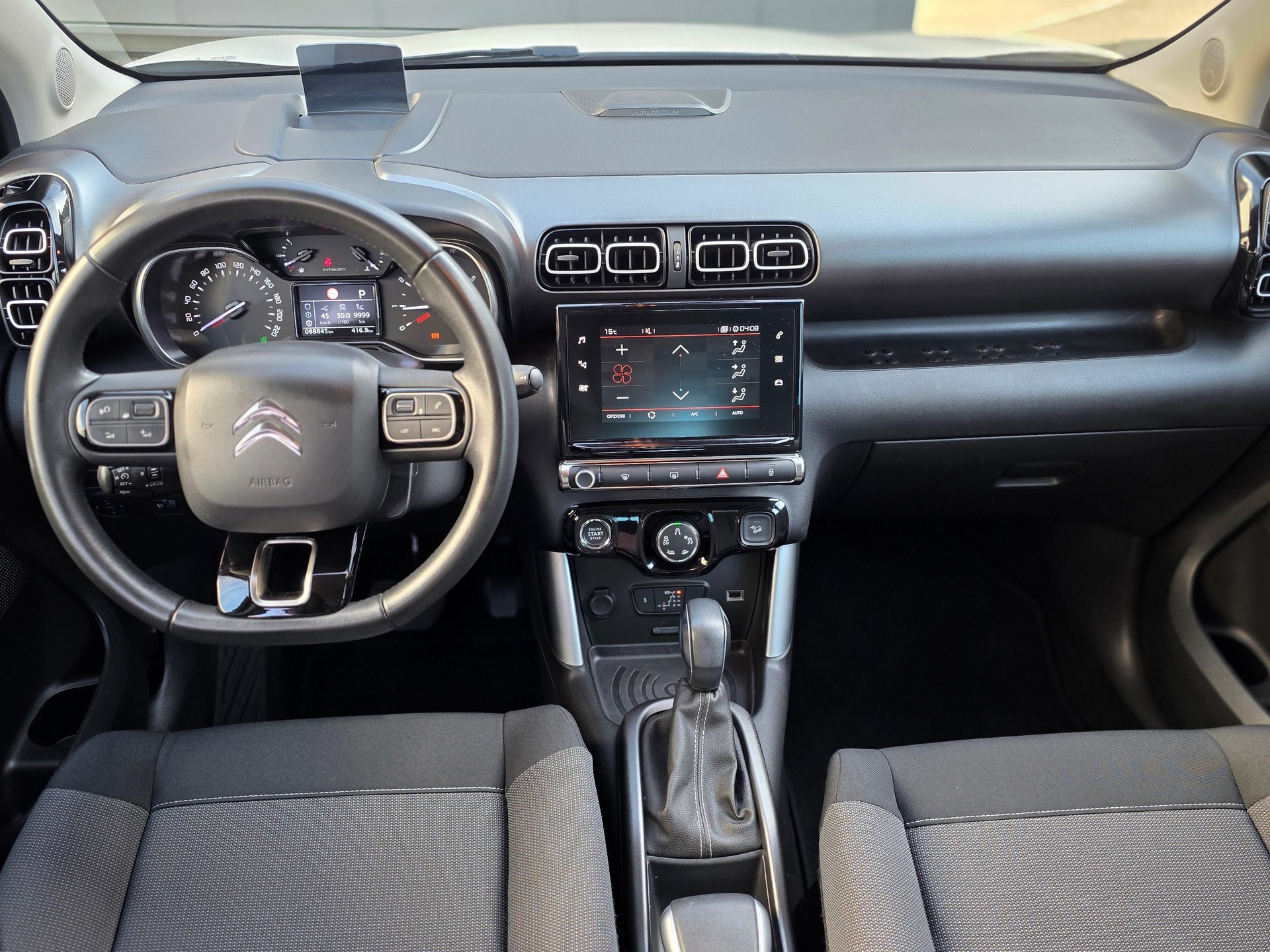 CITROEN C3 Aircross 1.2 PureTech 130 Shine-image-8