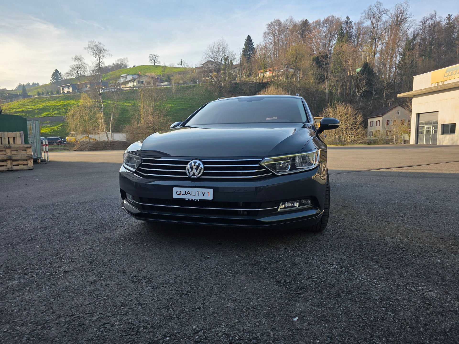VW Passat Variant 2.0 TDI BMT Highline DSG-showroom-element-2