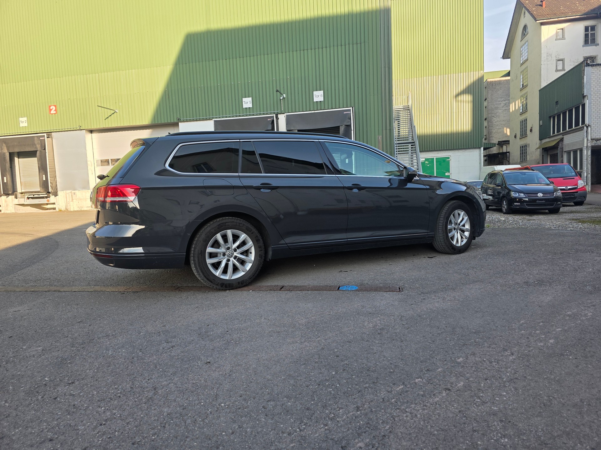 VW Passat Variant 2.0 TDI BMT Highline DSG-image-12