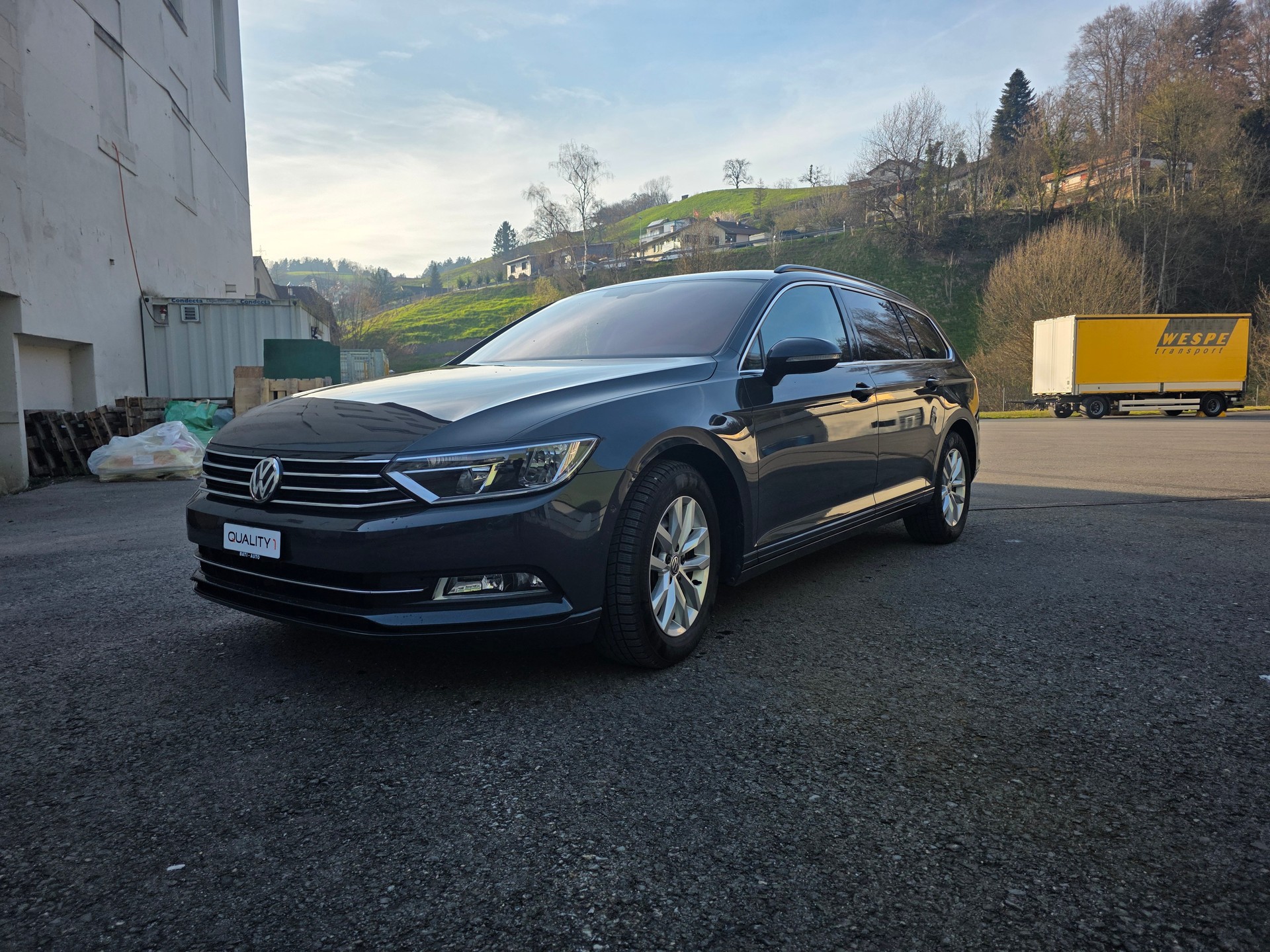VW Passat Variant 2.0 TDI BMT Highline DSG-image-5