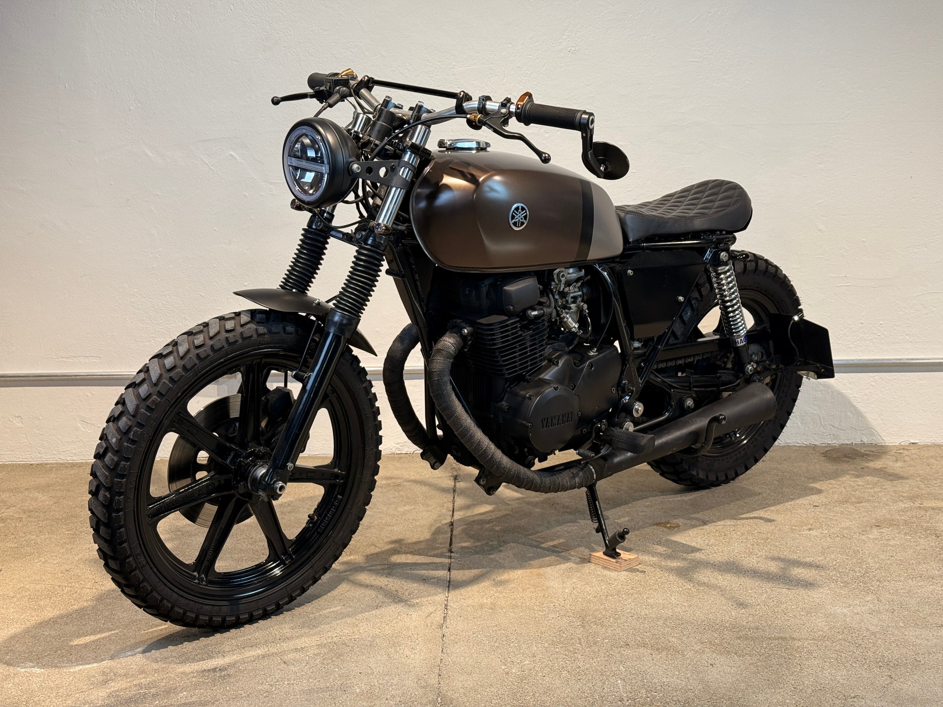 YAMAHA XS 250 SE-image-3