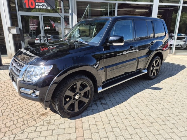 MITSUBISHI Pajero 3.2 DI-D Style Automatic-showroom-element-2
