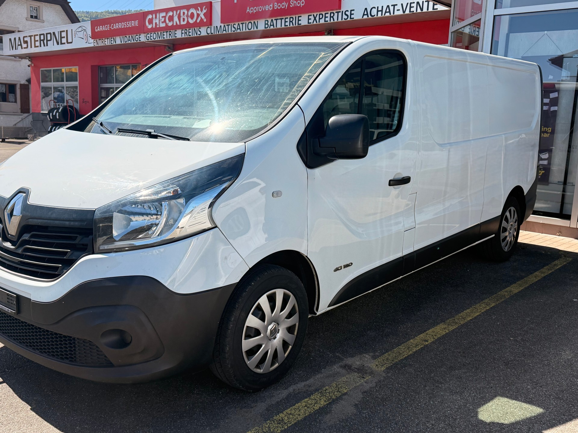 RENAULT Trafic 1.6 dCi 120 2.9t Business L2H1-image-1
