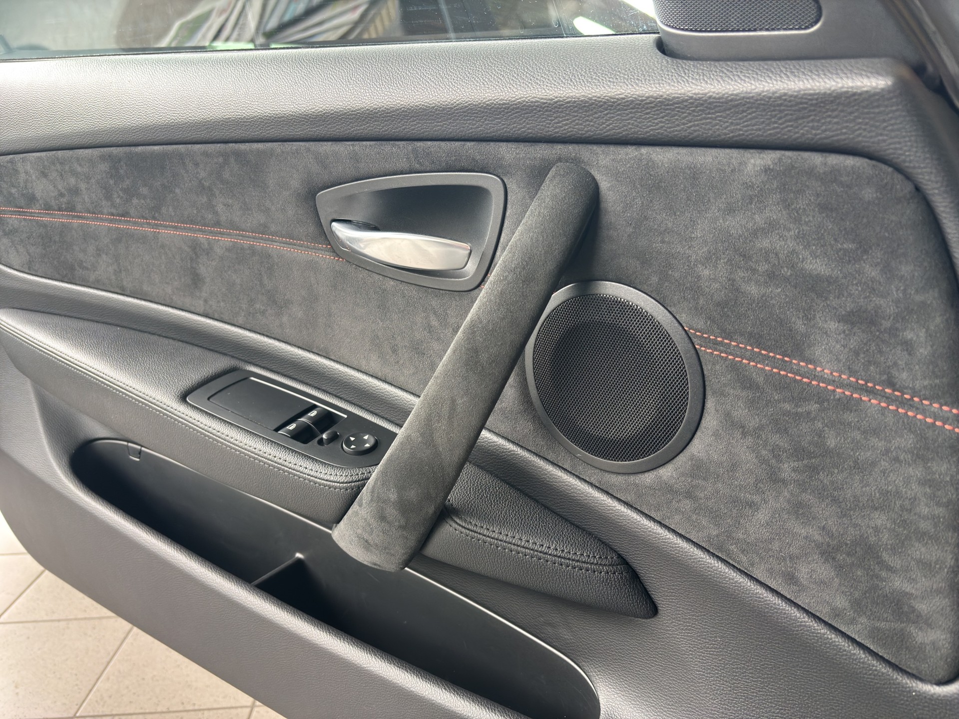 BMW 1er M Coupé-image-11