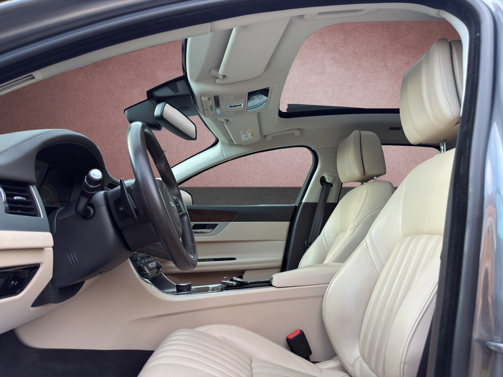 JAGUAR XF Sportbrake 25d Portfolio AWD Automatic-image-10