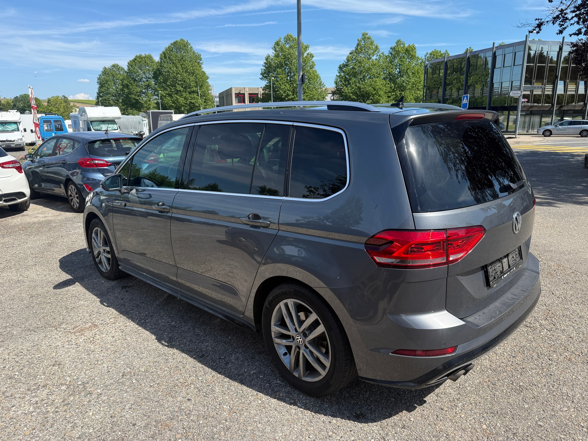 VW Touran 1.4 TSI BlueMotion Technology Highline DSG-image-5