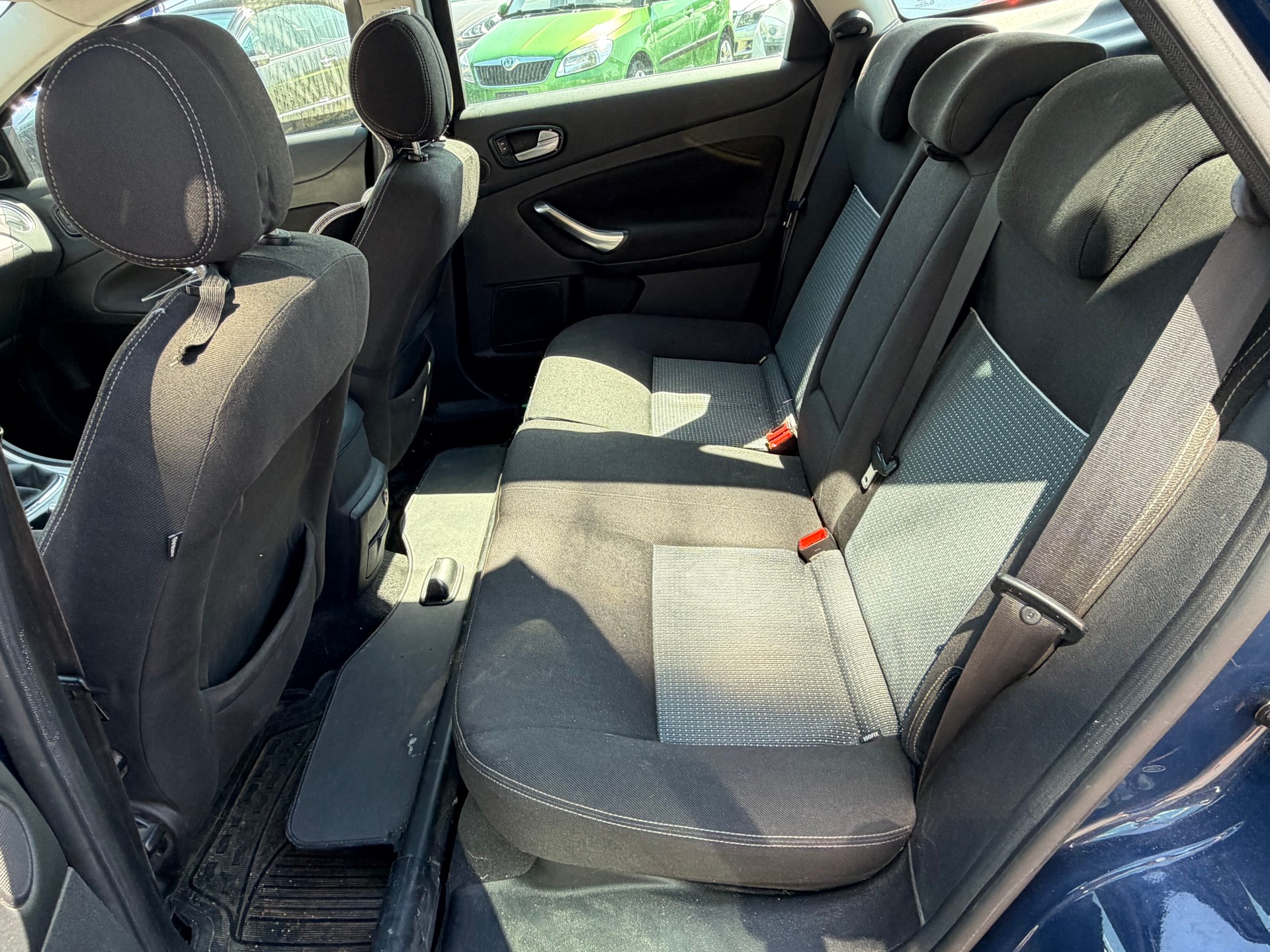 FORD Mondeo 2.0 TDCi 16V Carving-image-5