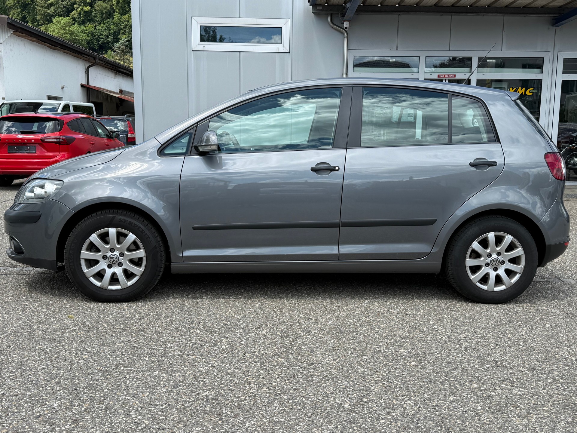 VW Golf Plus 2.0 TDI Comfortline-image-7