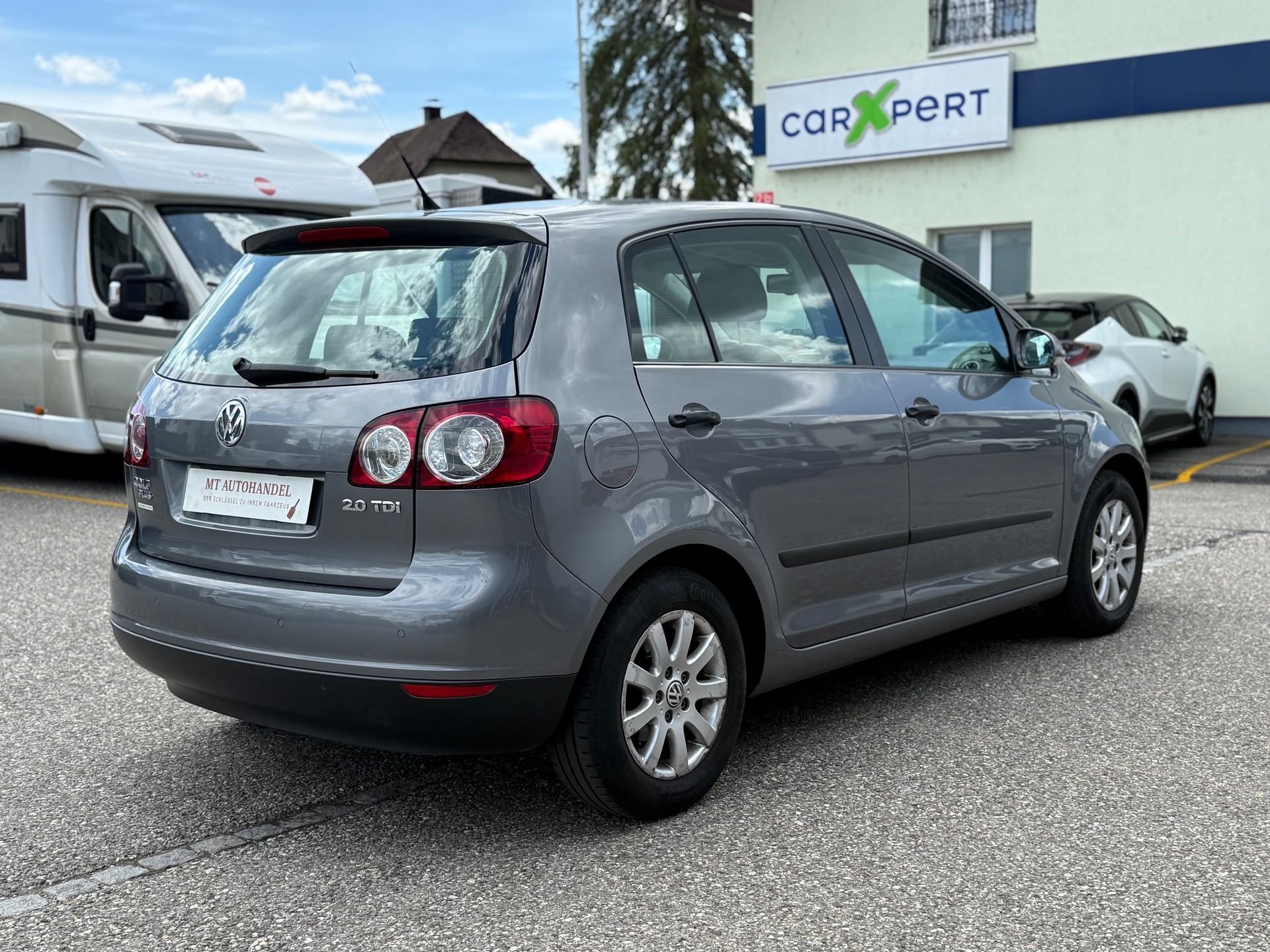 VW Golf Plus 2.0 TDI Comfortline-image-4
