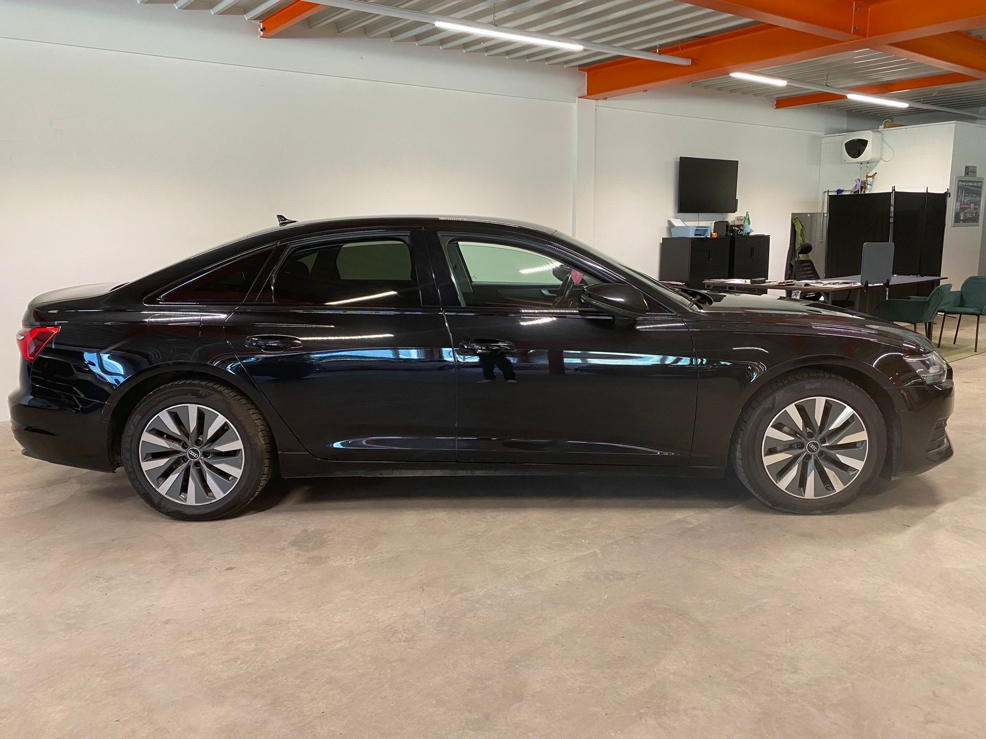 AUDI A6 Limousine 40 TDI S-tronic-image-4
