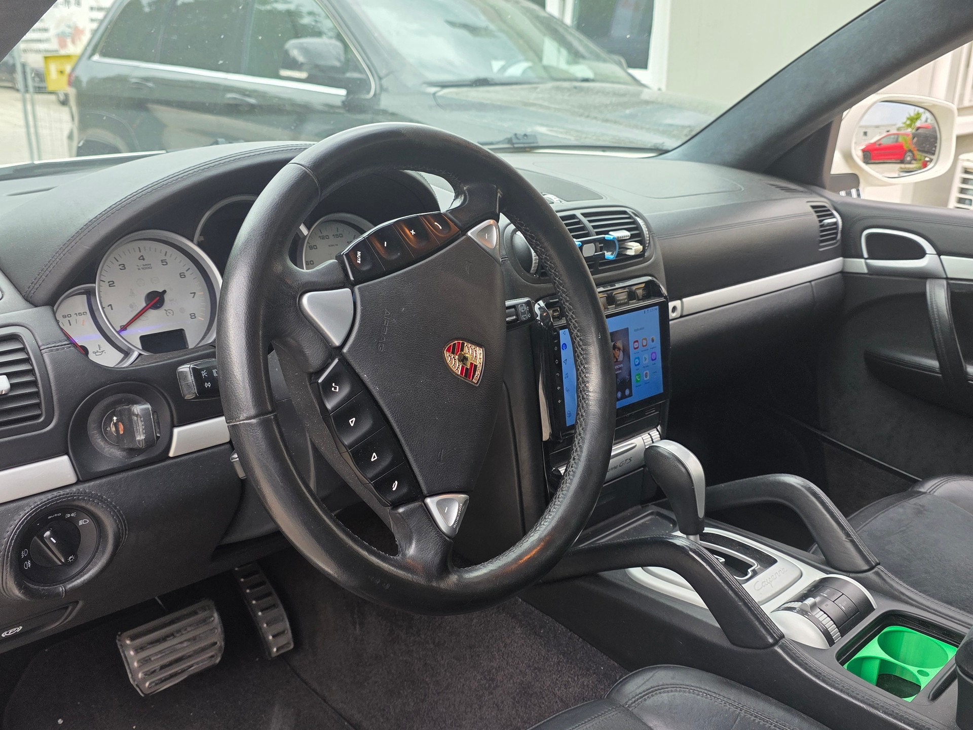 PORSCHE Cayenne GTS Tiptronic Frisch ab MFK / Frisch ab Service / Gratis Lieferung / KANN AUCH ABPLATZ GEKAUFT WERDEN-image-10
