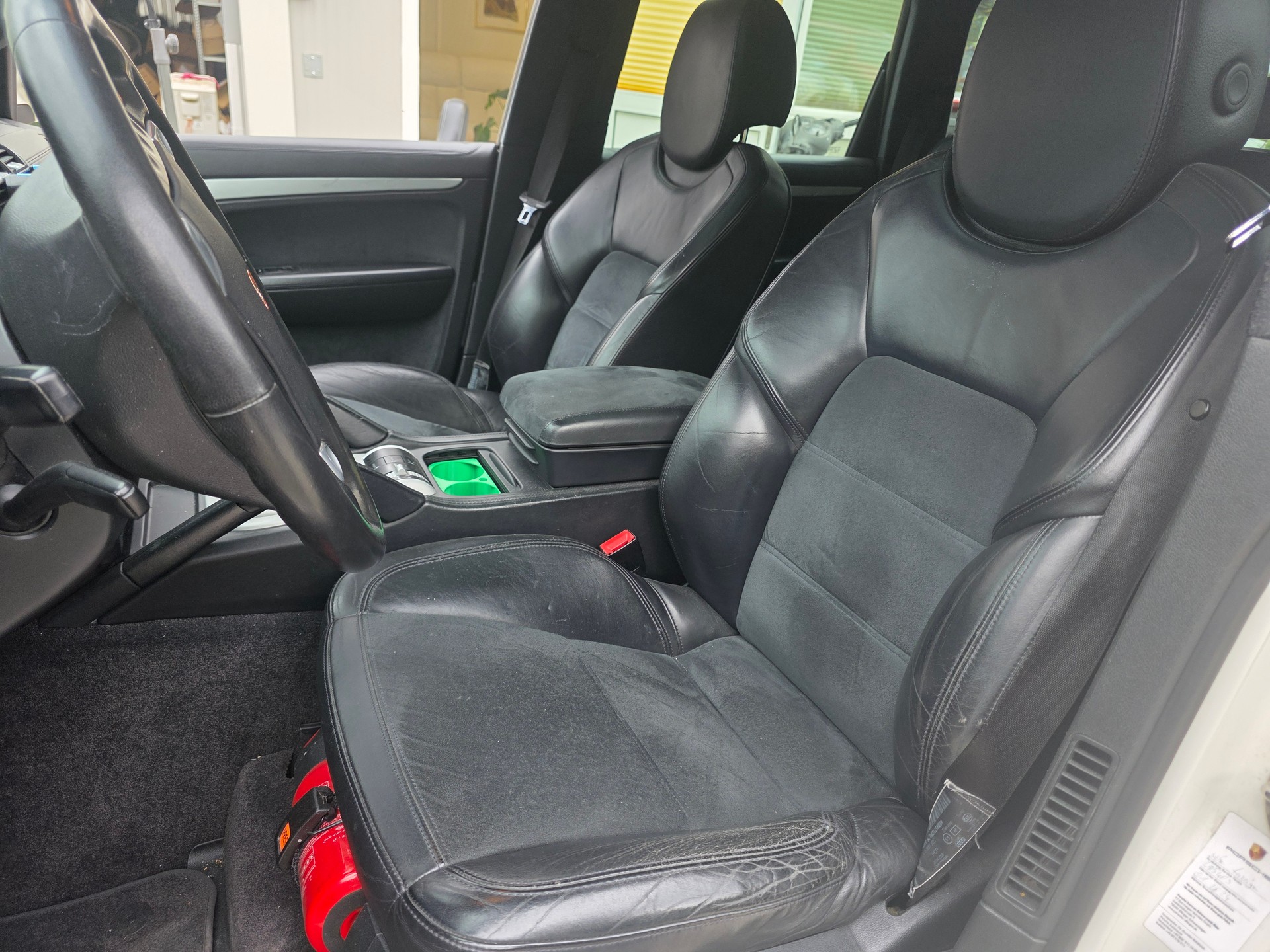 PORSCHE Cayenne GTS Tiptronic Frisch ab MFK / Frisch ab Service / Gratis Lieferung / KANN AUCH ABPLATZ GEKAUFT WERDEN-image-11
