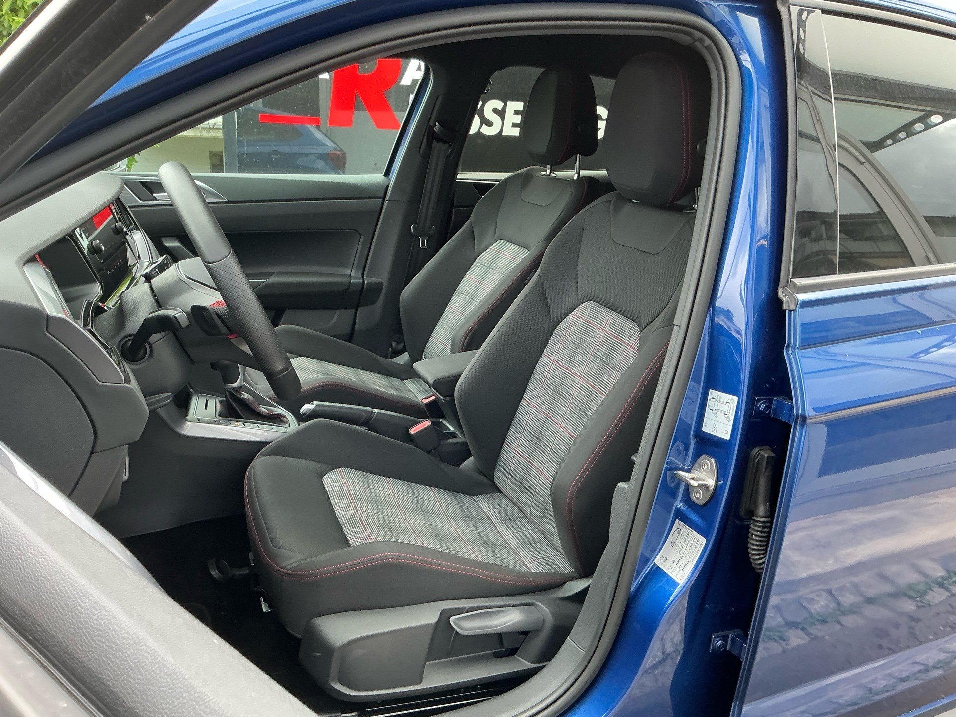 VW Polo 2.0 TSI DSG GTI *** TOP AUSSTATTUNG ***-image-7