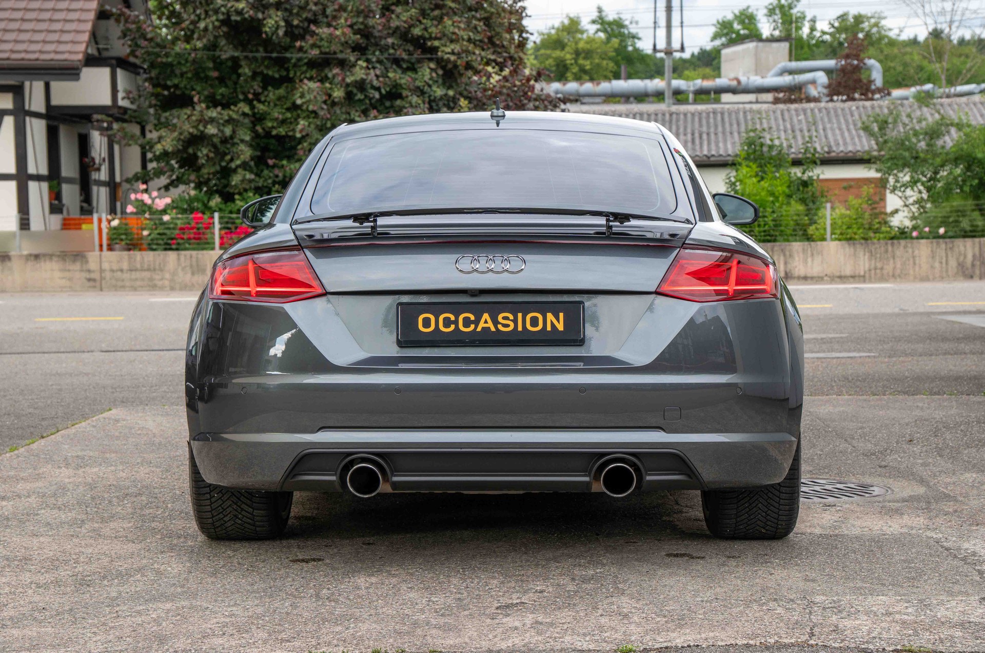 AUDI TT Coupé 1.8 TFSI S-Line S-tronic-image-4