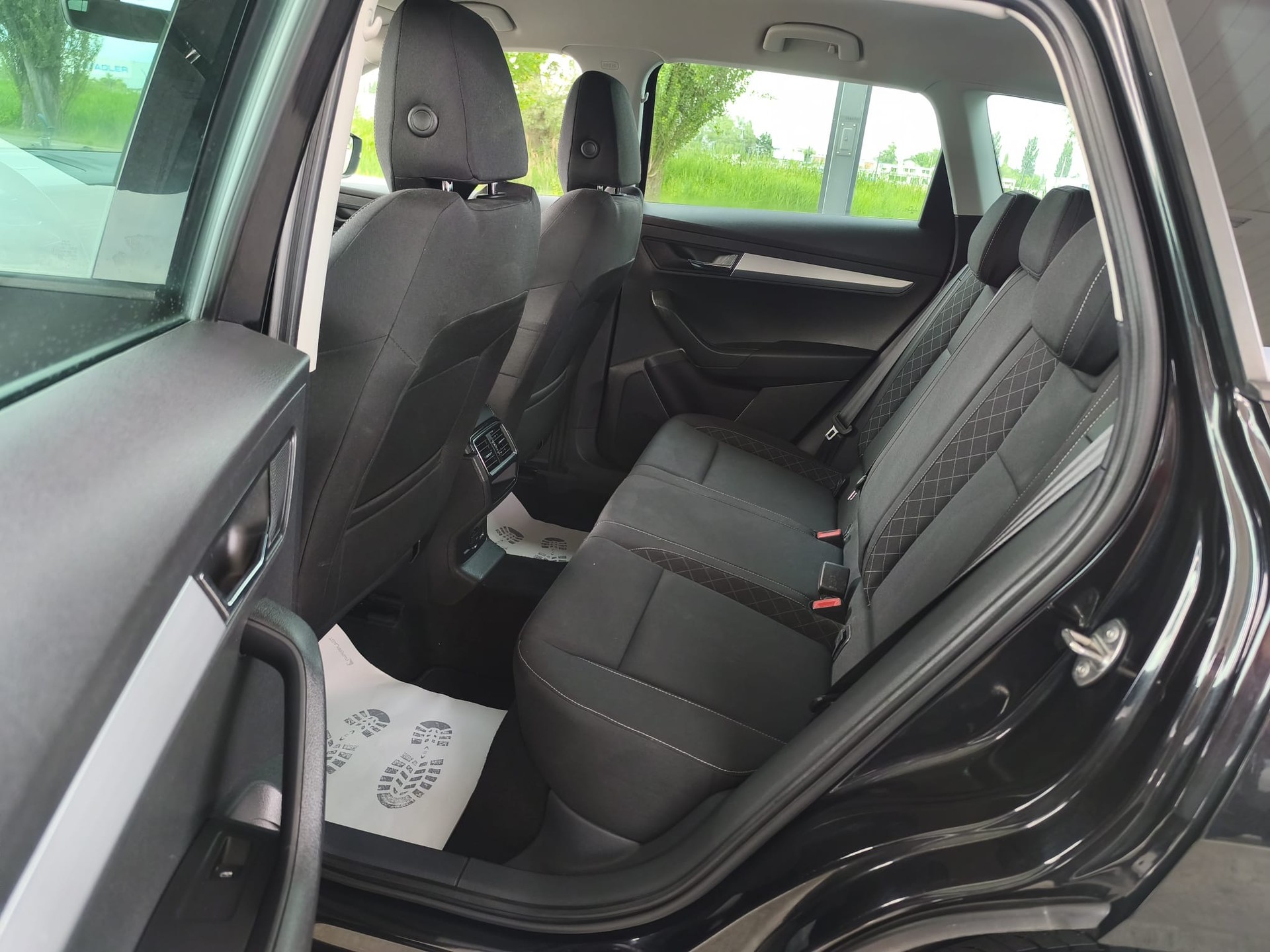 SKODA Karoq 2.0 TDI CR Style 4x4-image-12