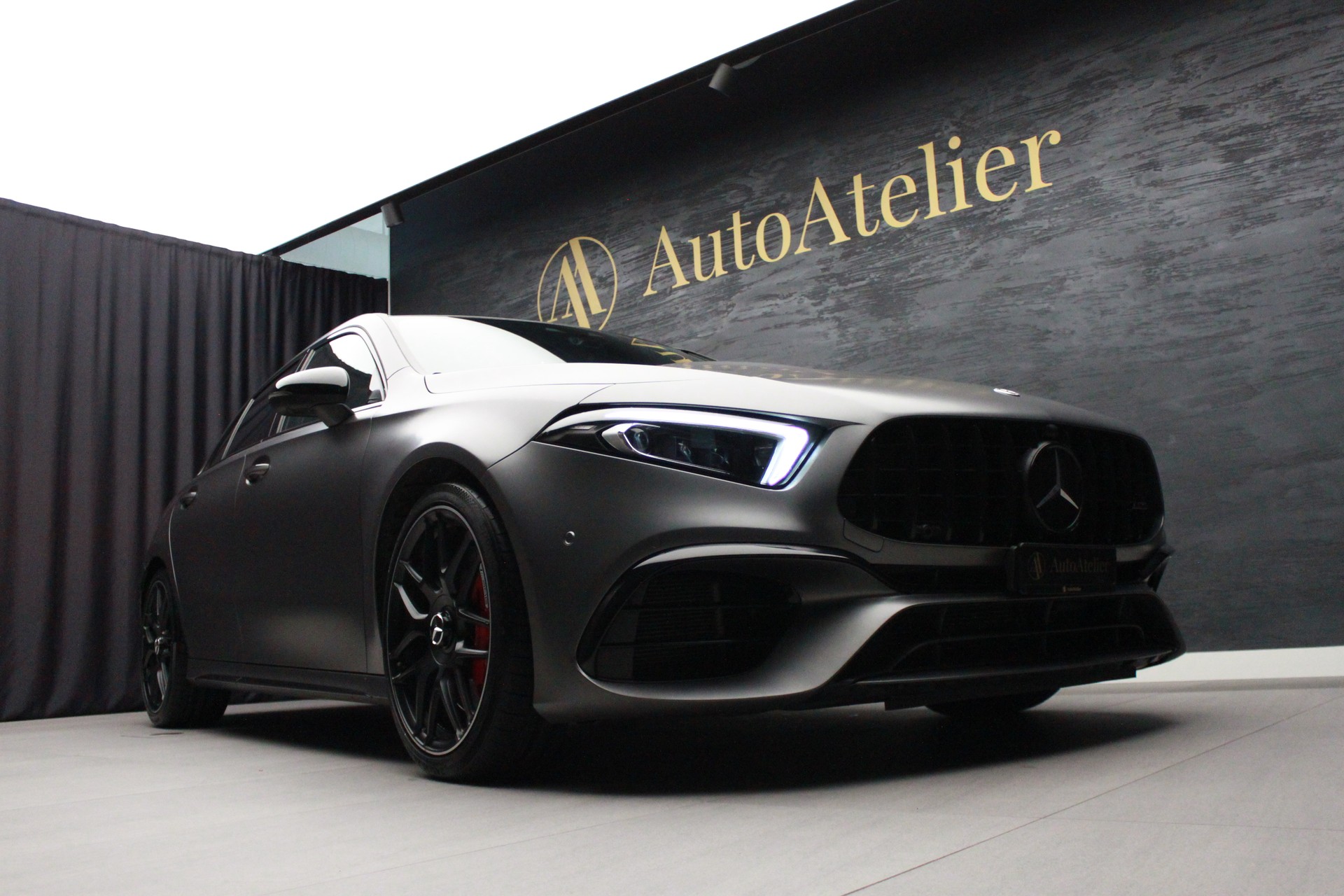 MERCEDES-BENZ A 45 S AMG 4Matic+ Speedshift-image-4