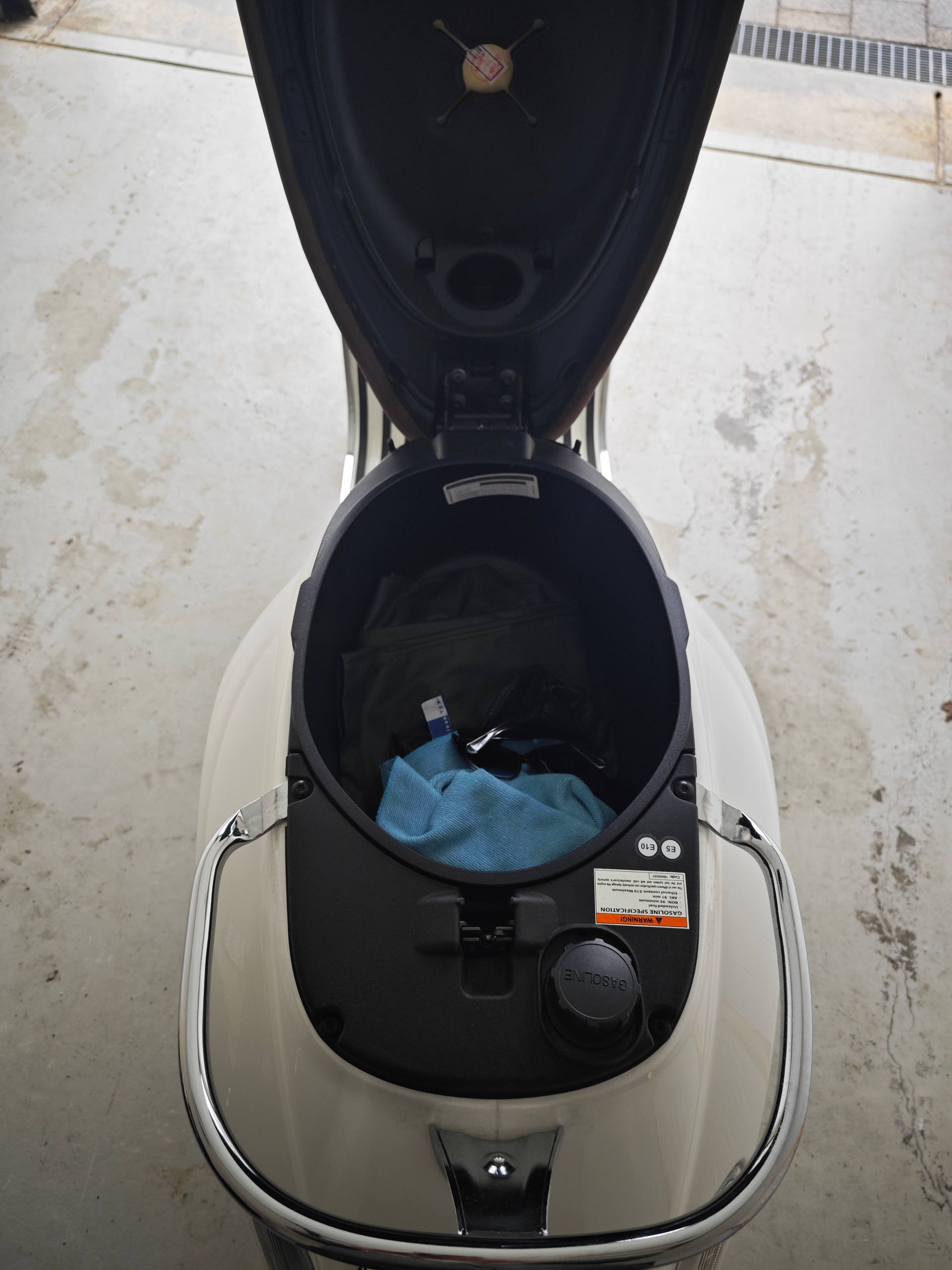 PIAGGIO Vespa 125 Primavera-image-3