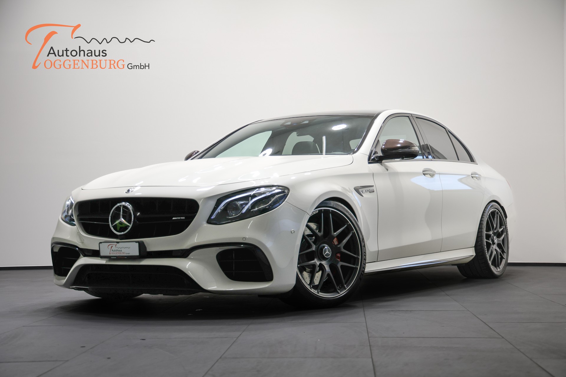 MERCEDES-BENZ E 63 AMG S 4Matic Speedshift MCT *CH-Fahrzeug*Facelift*Carbon Exterieur*-showroom-element-2